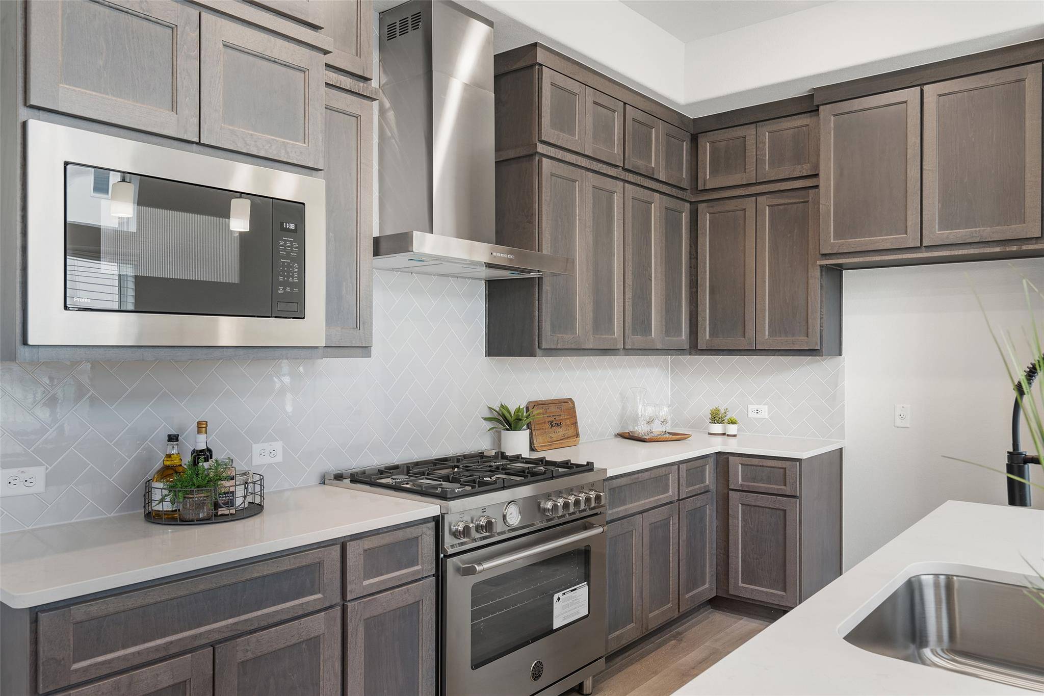 Austin, TX 78758,2012 Kit CIR