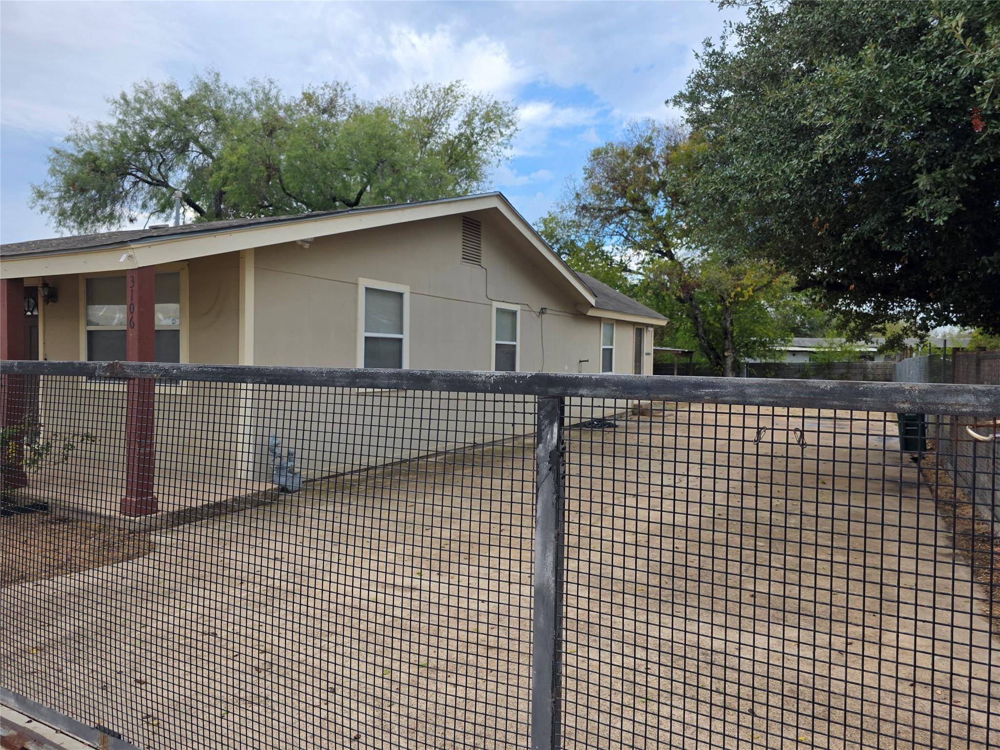 Del Valle, TX 78617,3106 Fallwell LN