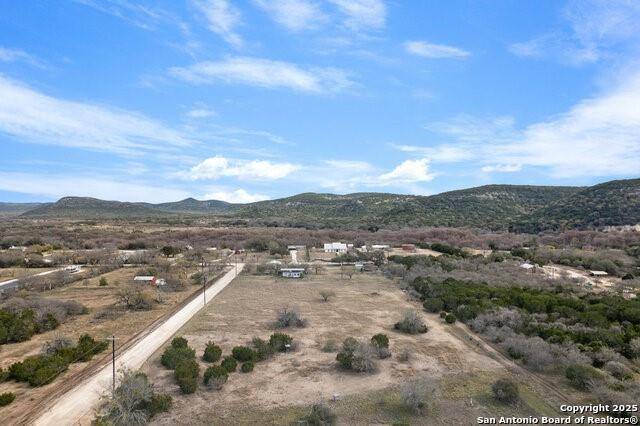 Concan, TX 78838,831 County Road 350