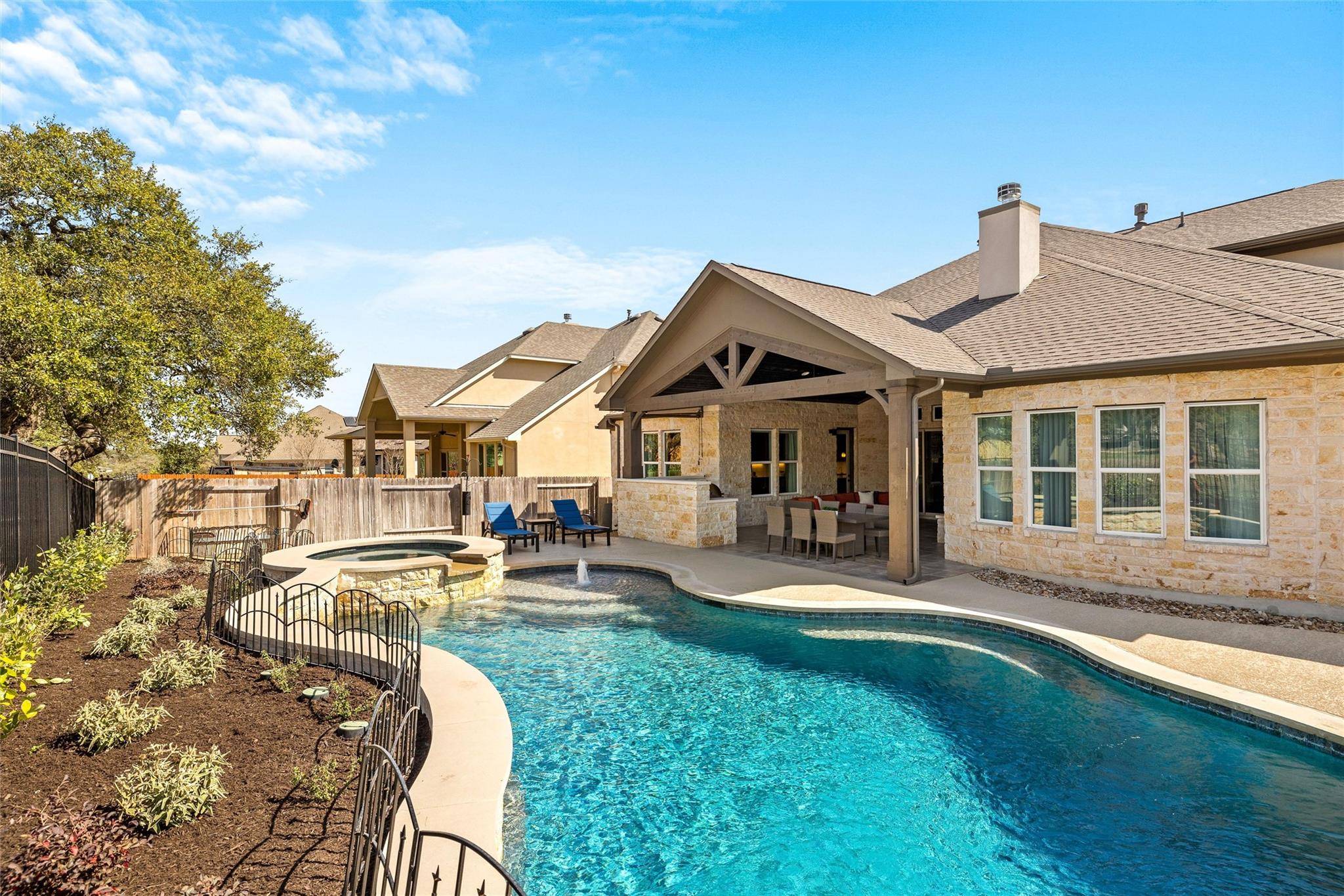 Dripping Springs, TX 78620,530 Crosswater LN