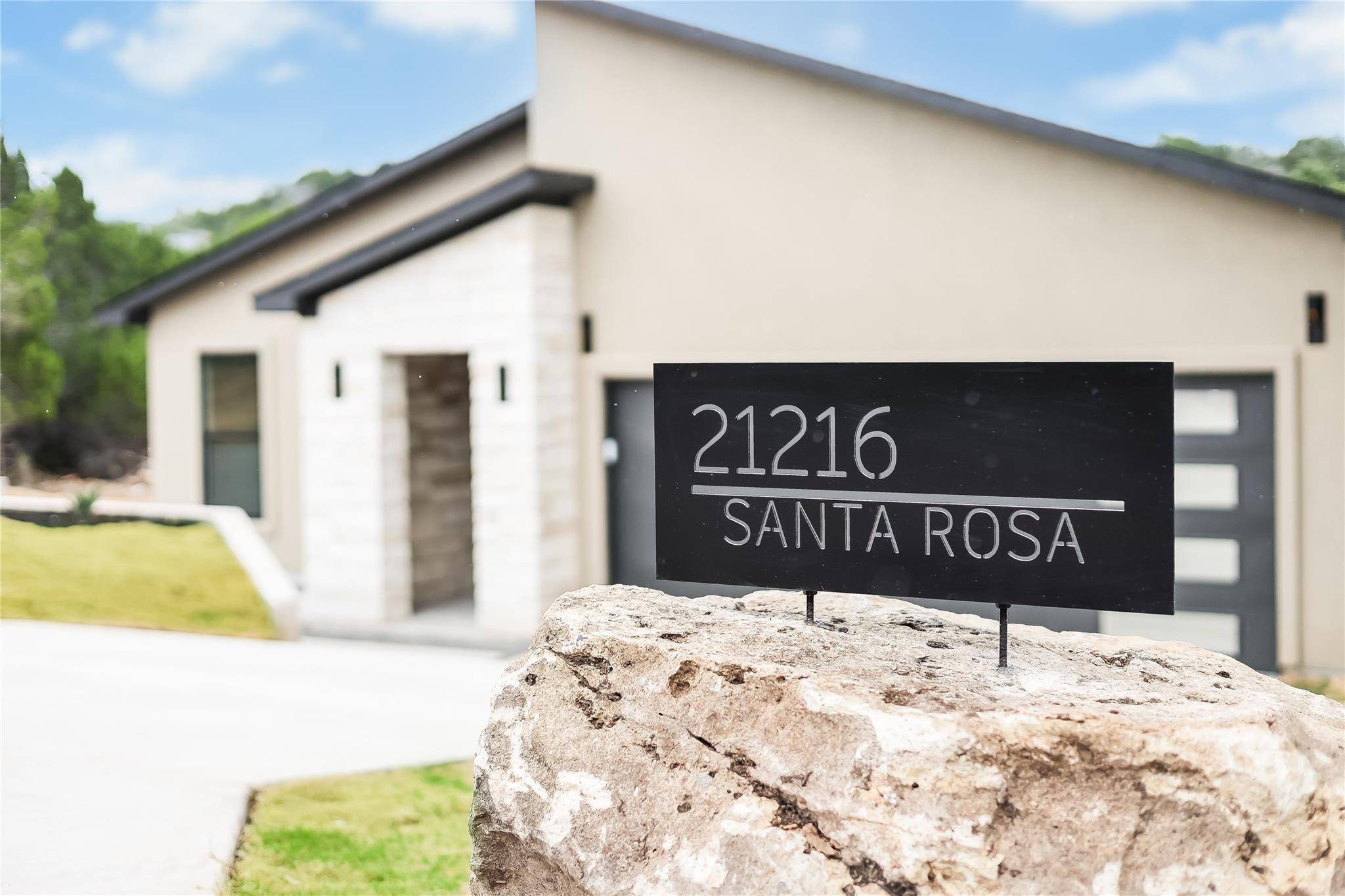 Lago Vista, TX 78645,21216 Santa Rosa Ave