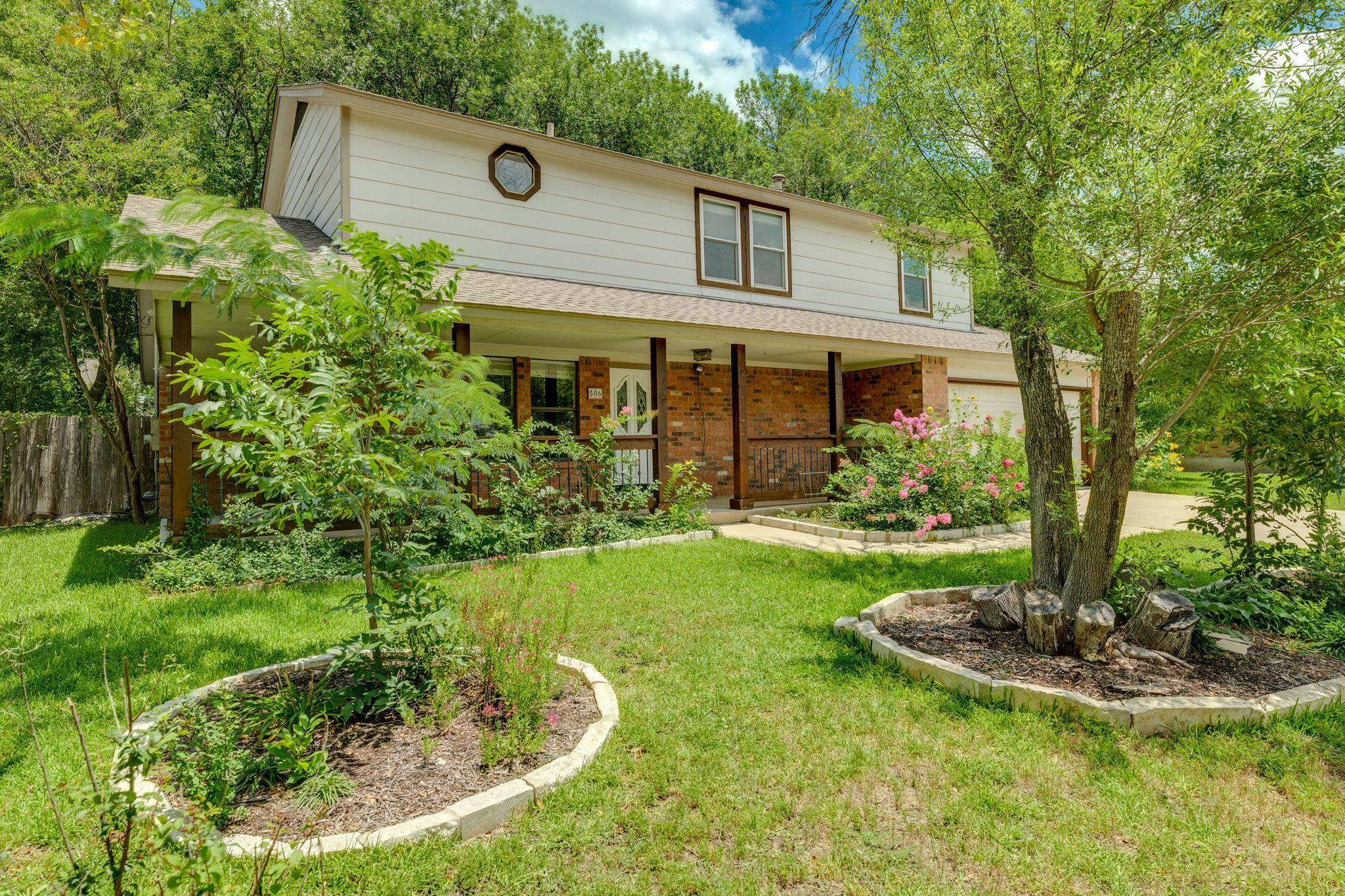 Pflugerville, TX 78660,506 Applewood DR