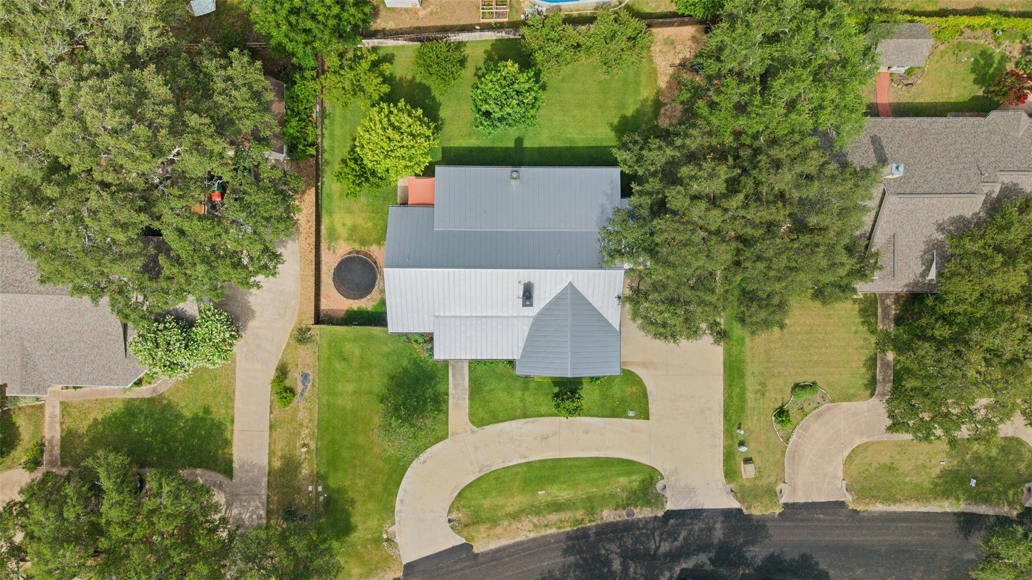 Johnson City, TX 78636,106 Leaning Oak CIR