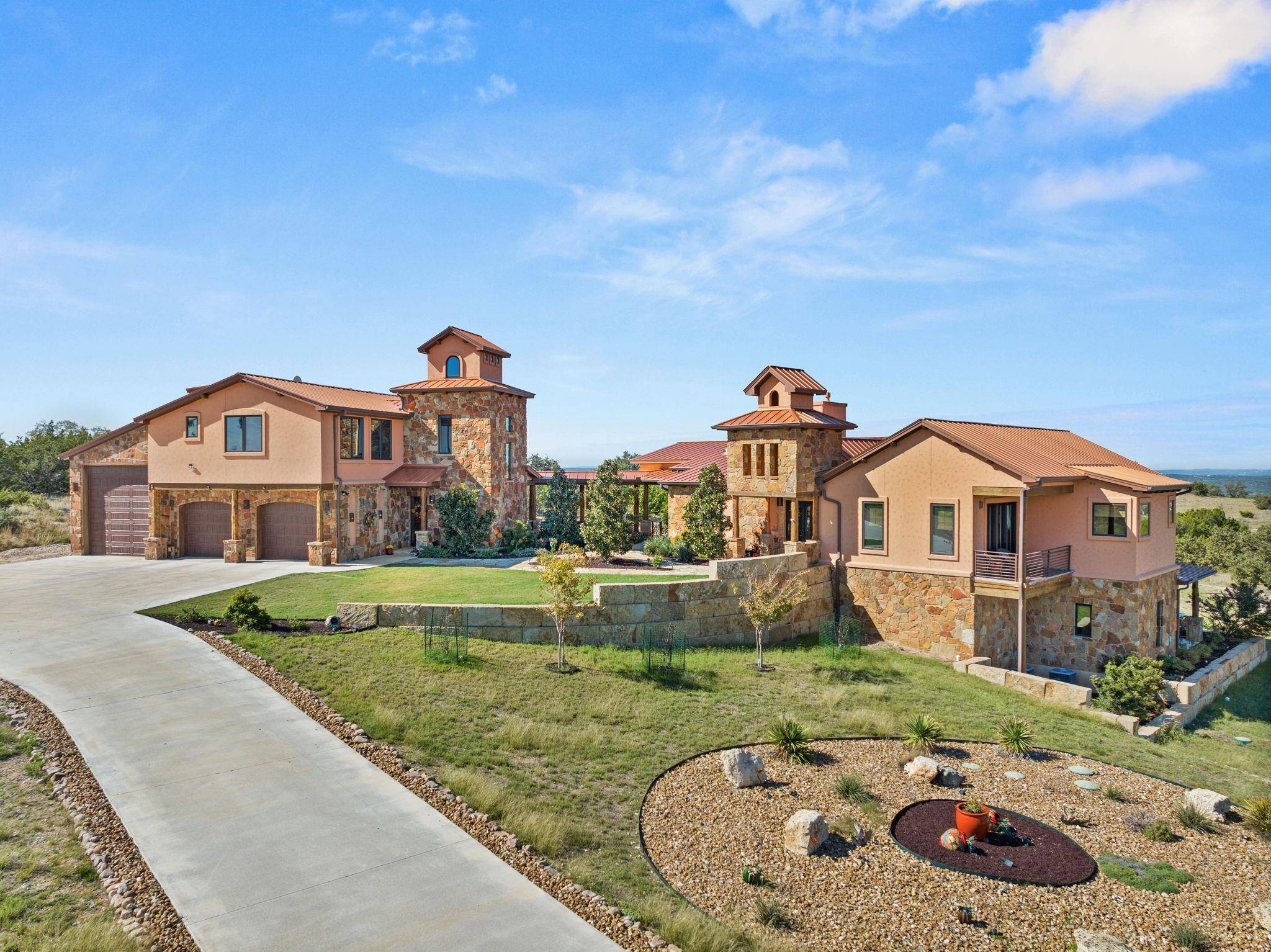 Marble Falls, TX 78654,281 Cedar Mountain DR