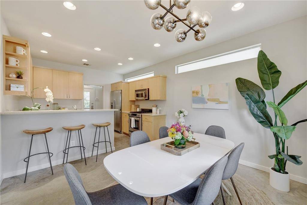 Austin, TX 78702,1411 E 2nd ST #A2