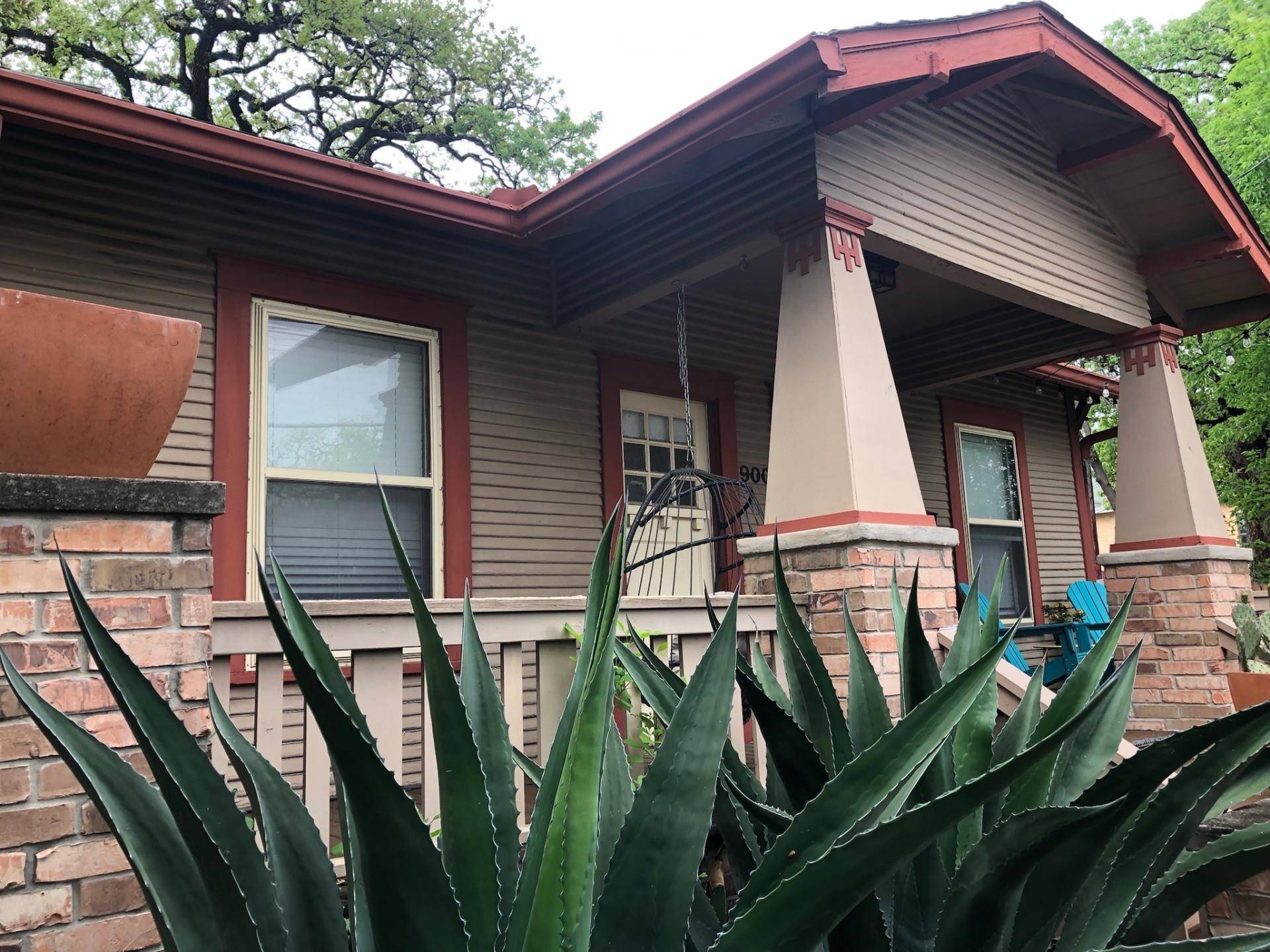 Austin, TX 78703,900 W Lynn ST