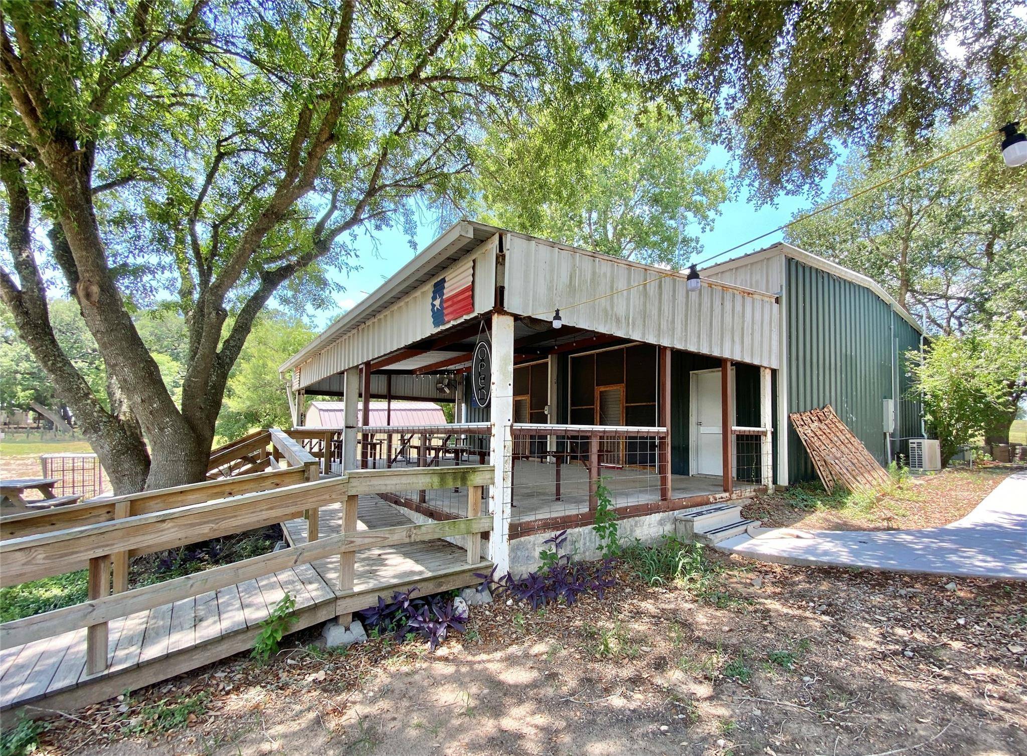 Round Top, TX 78954,4418 S Hwy 237