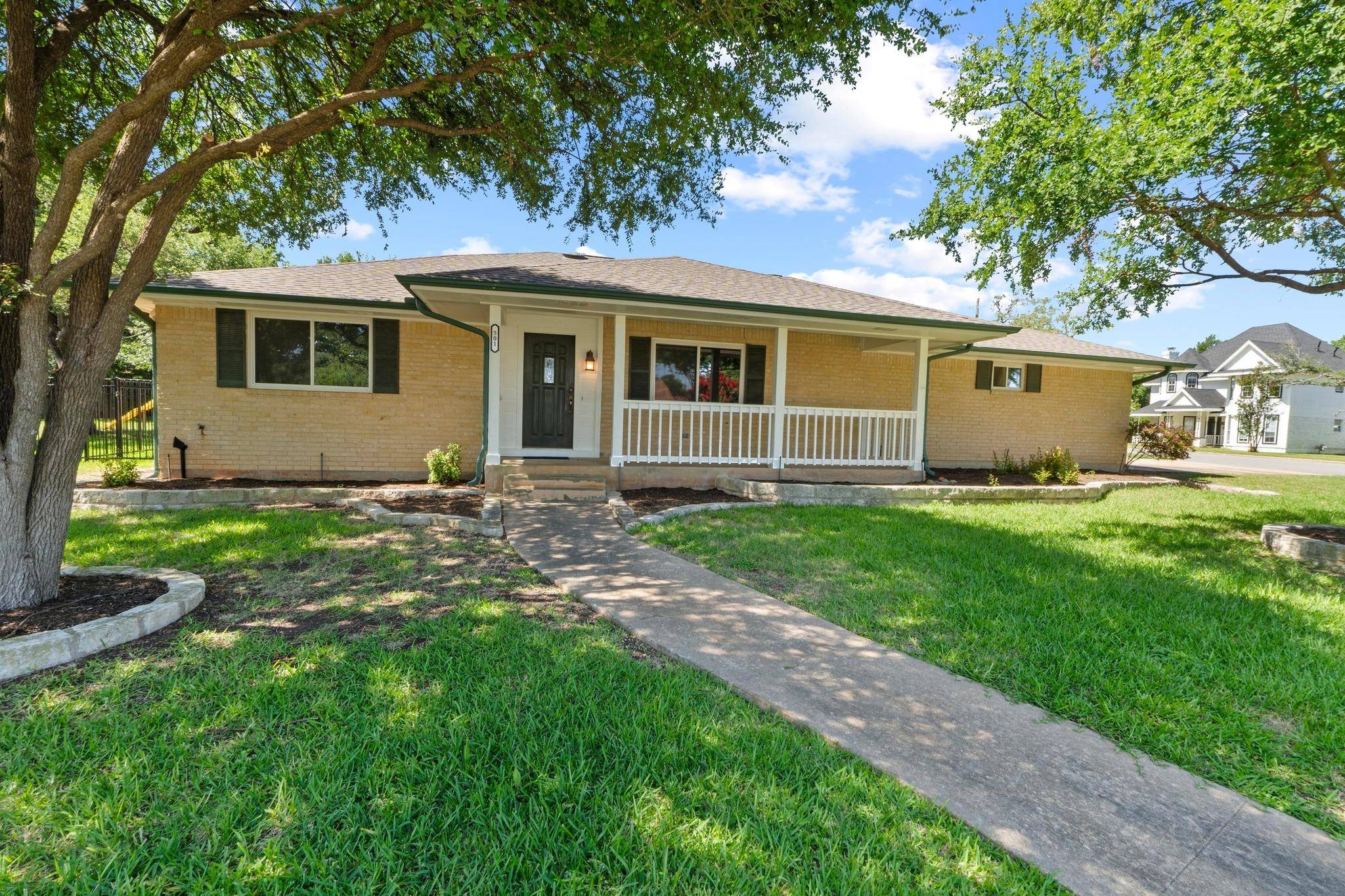 Georgetown, TX 78628,501 Meadowbrook DR