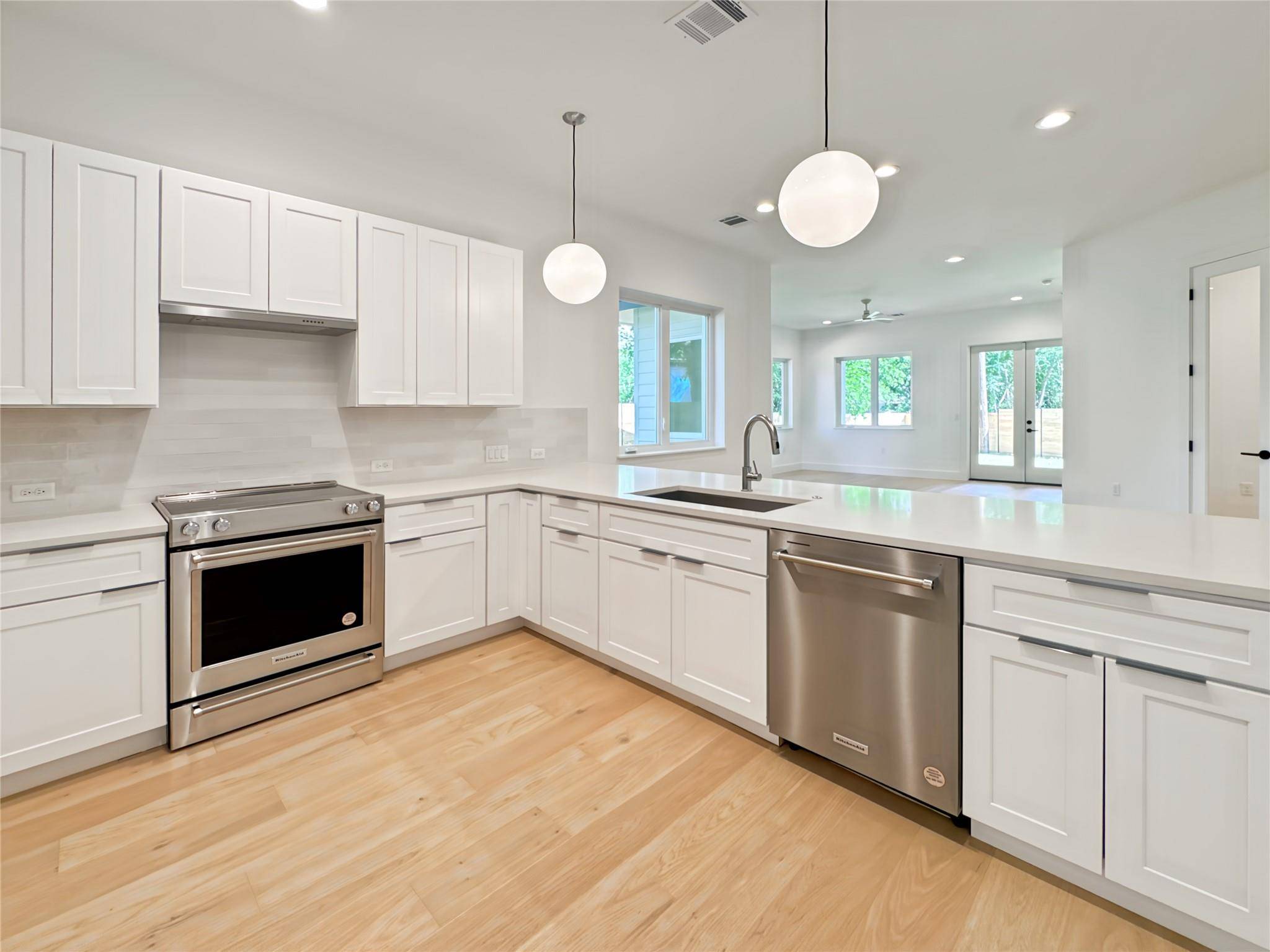 Austin, TX 78721,3614 Abbate CIR #A