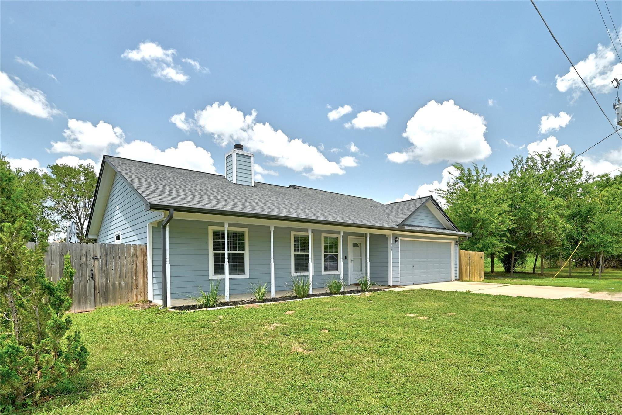 Bastrop, TX 78602,118 W Pauwela LN