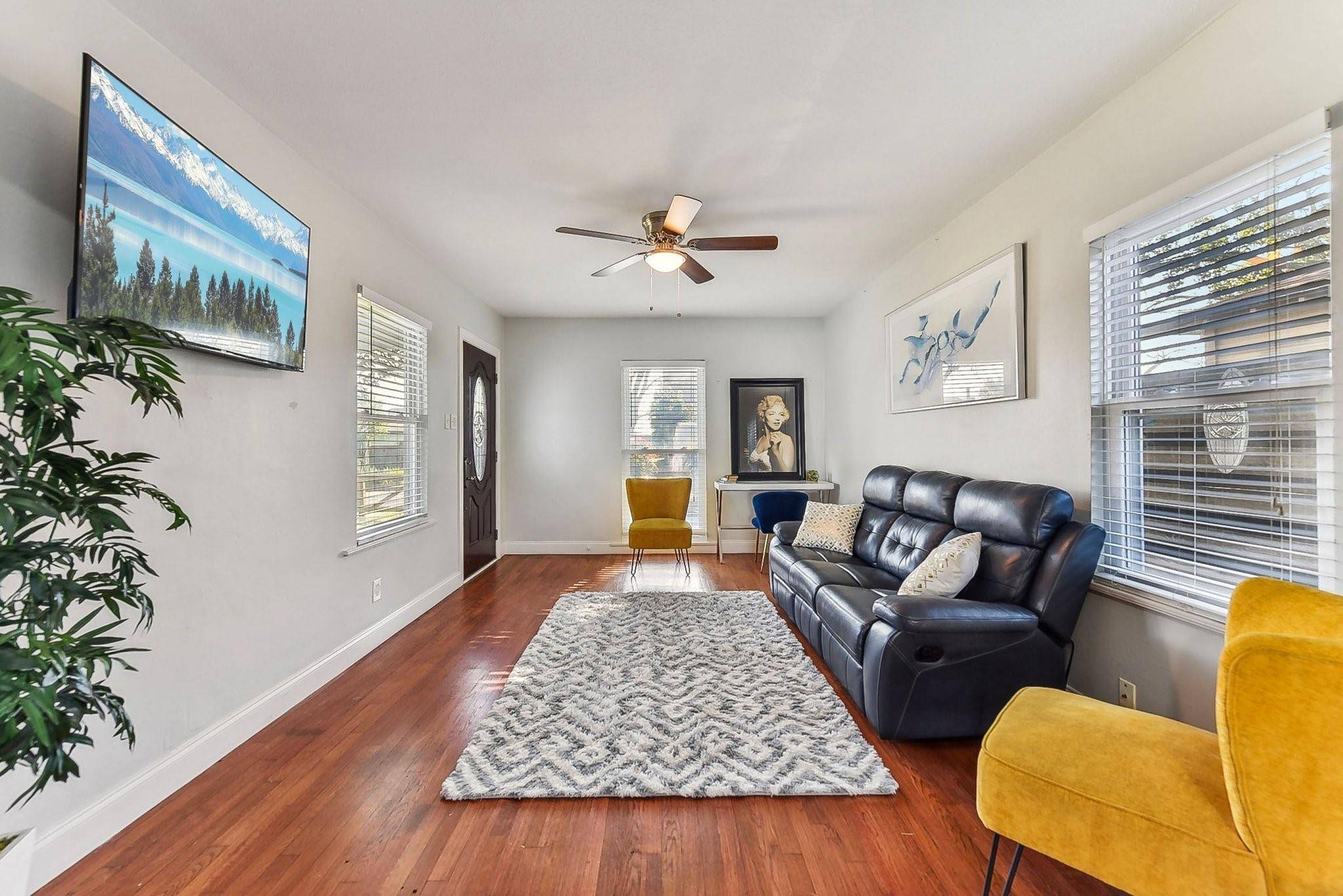 Austin, TX 78751,906 E 43rd ST