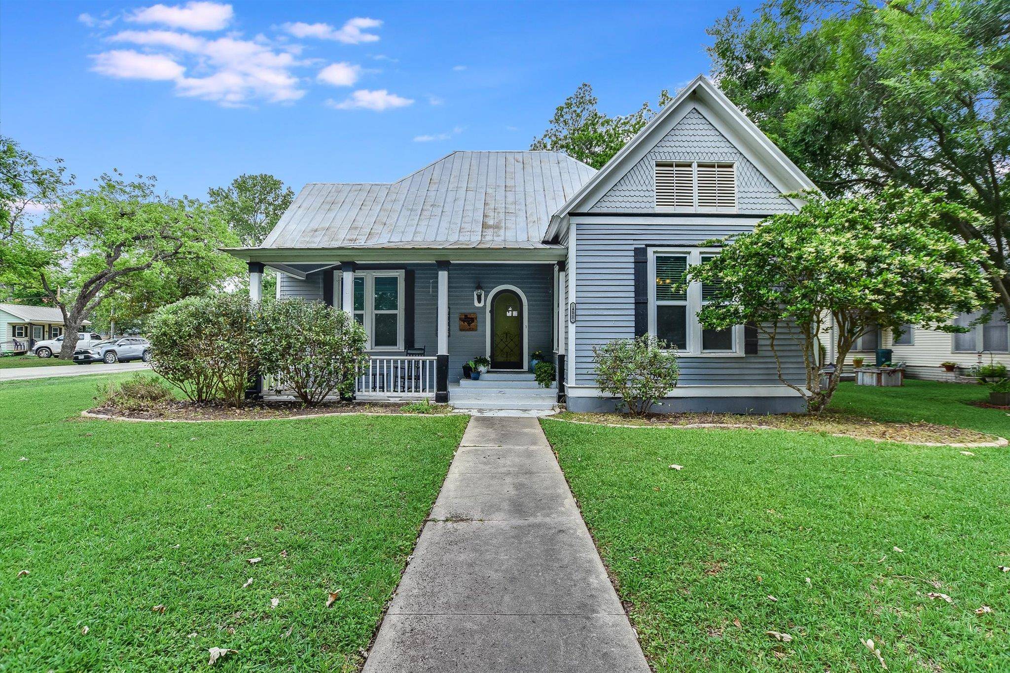 Smithville, TX 78957,401 Mills ST