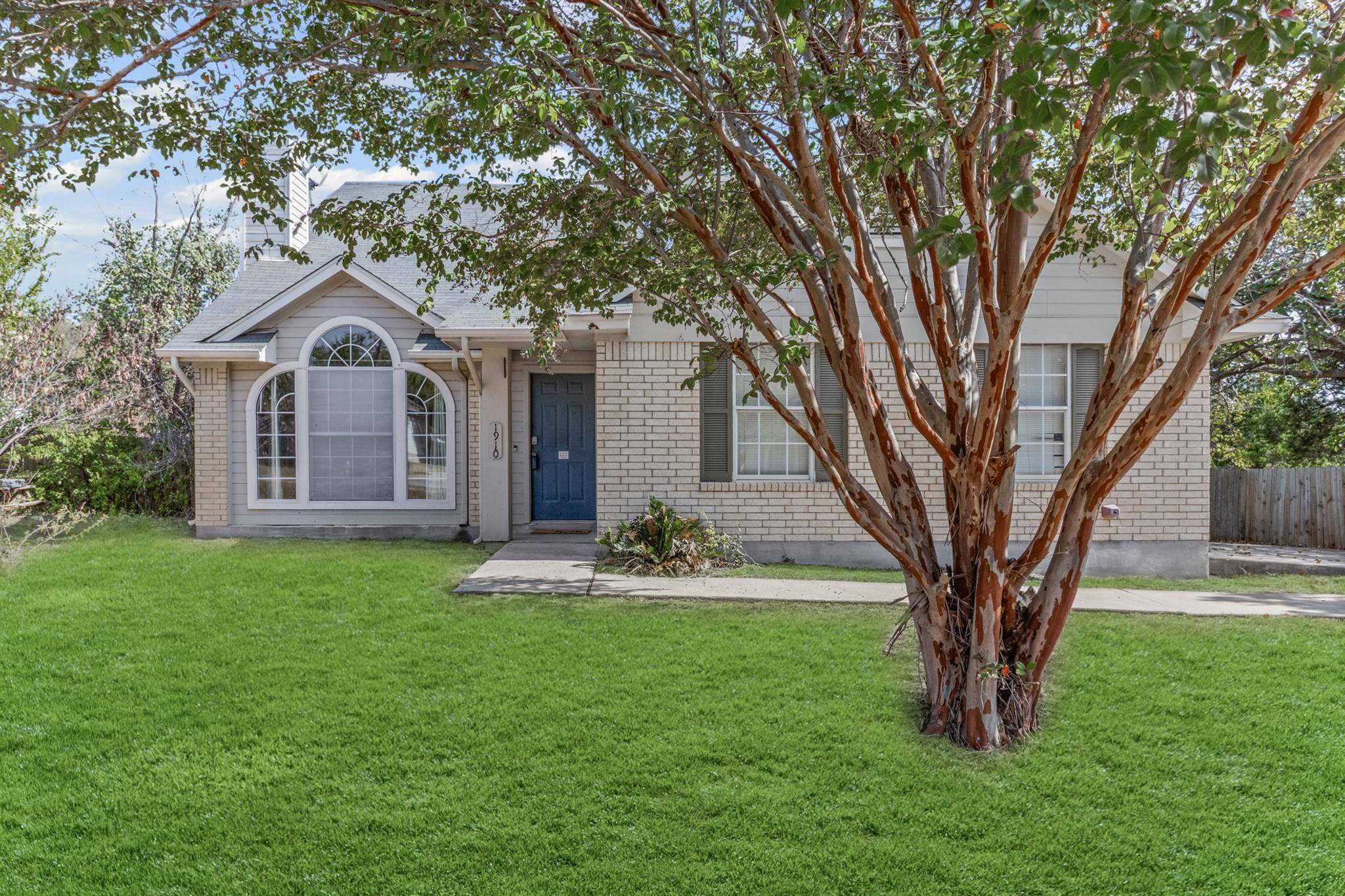 Leander, TX 78641,1910 Ireland DR