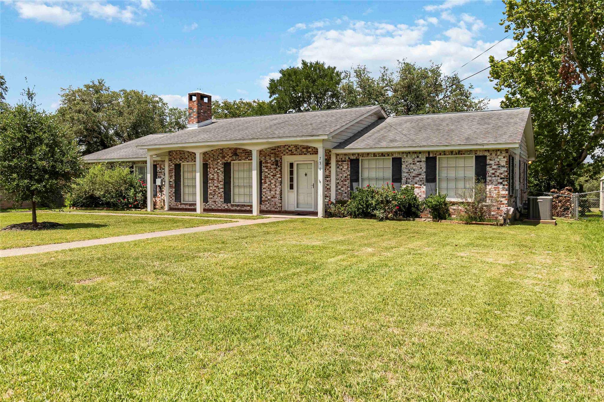 La Grange, TX 78945,730 Sarah Jo ST