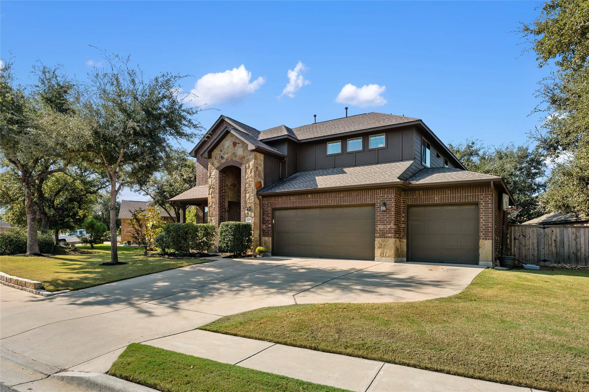 Leander, TX 78641,2216 Hilltop Climb DR