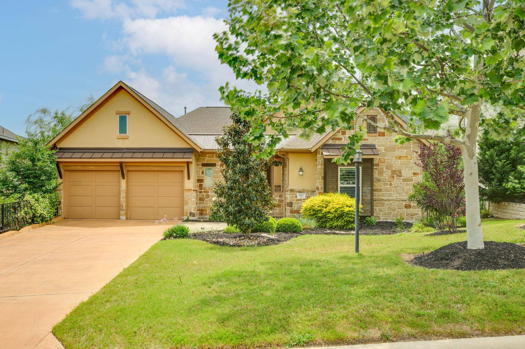 Lakeway, TX 78738,207 Vista Village CV