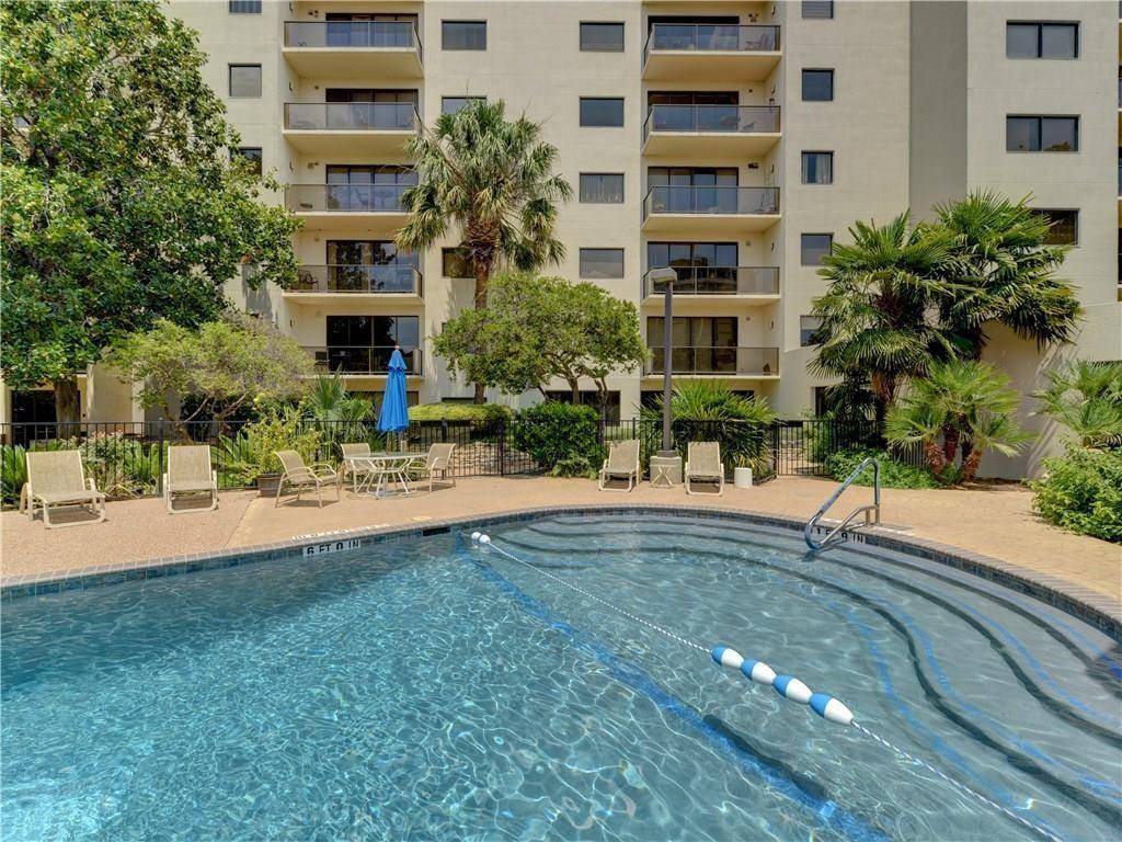 Austin, TX 78701,40 N Interstate 35 #4C2