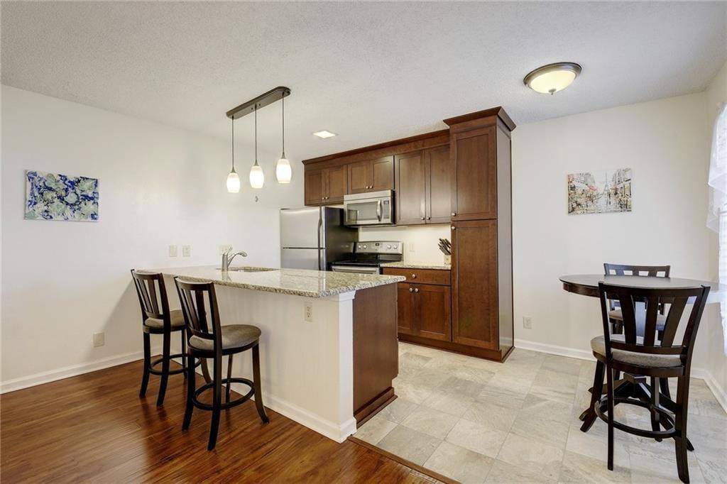 Austin, TX 78705,910 Duncan LN #60