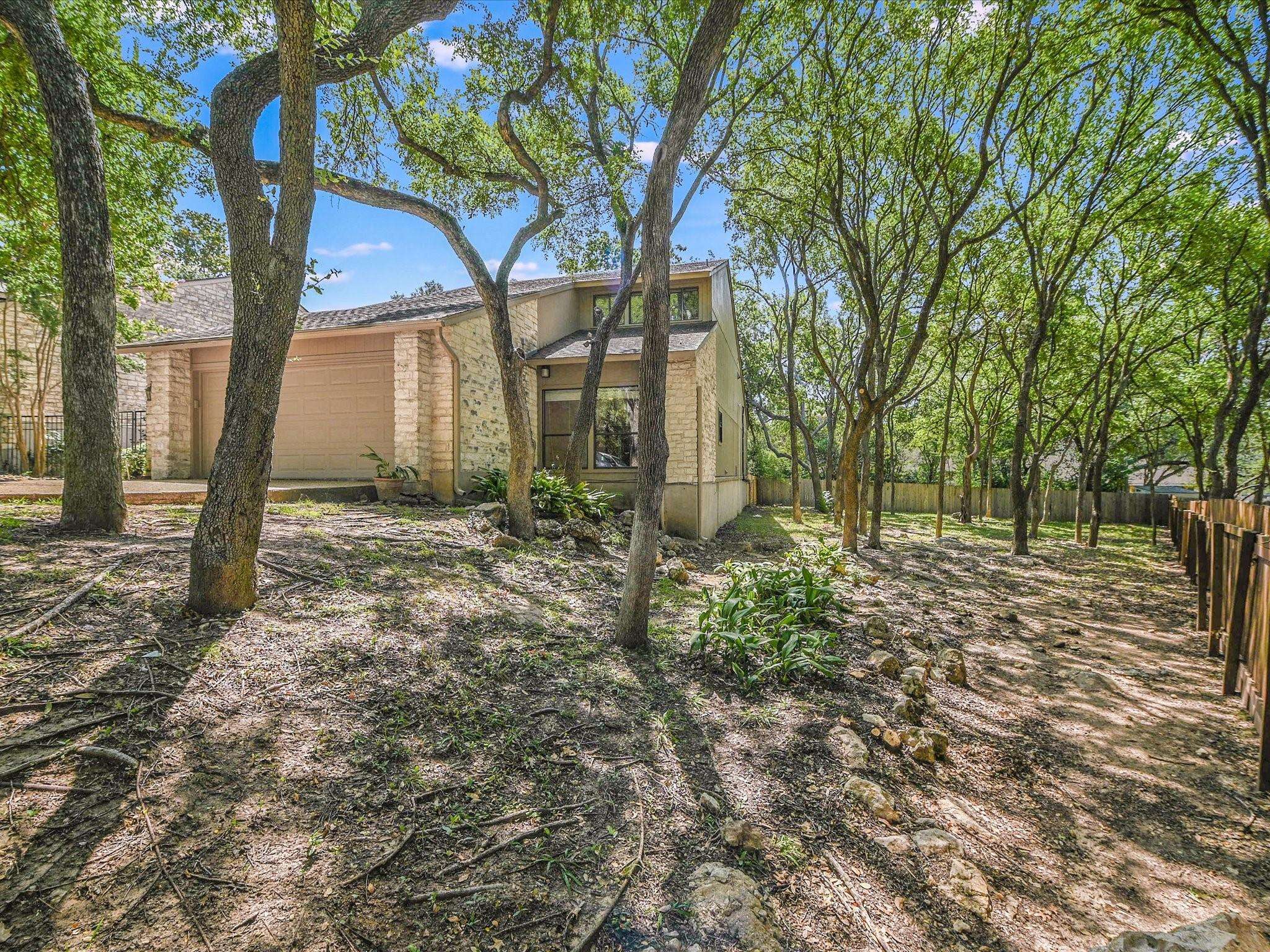 Austin, TX 78759,8003 Raintree PL