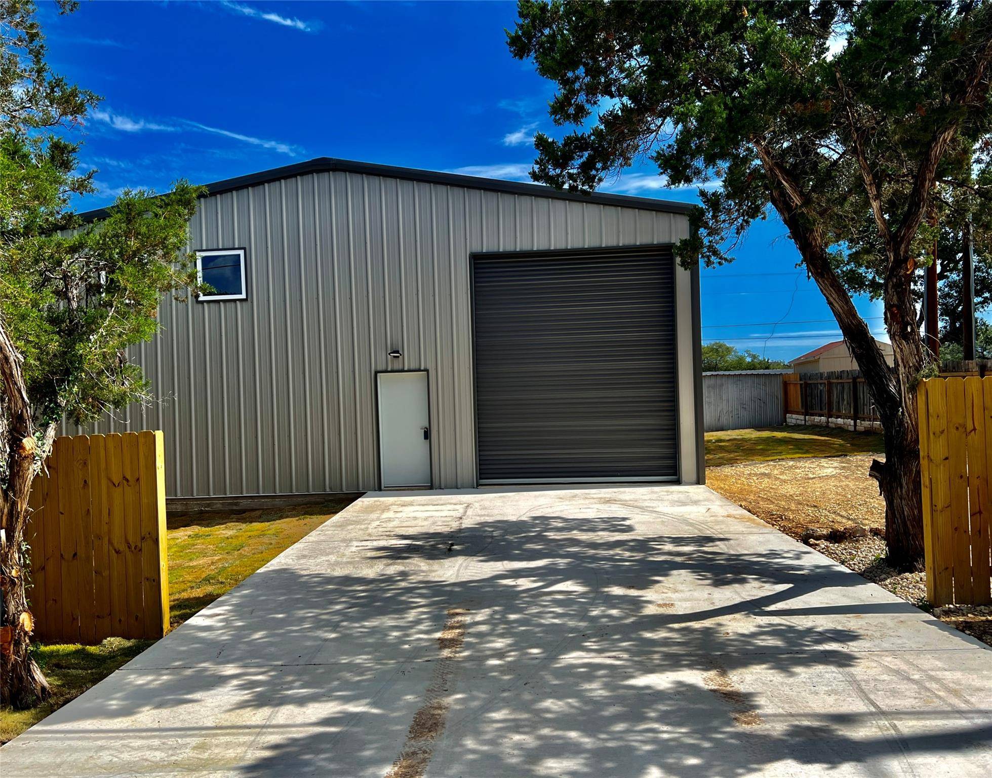 Spicewood, TX 78669,25102 WHITNEY DR