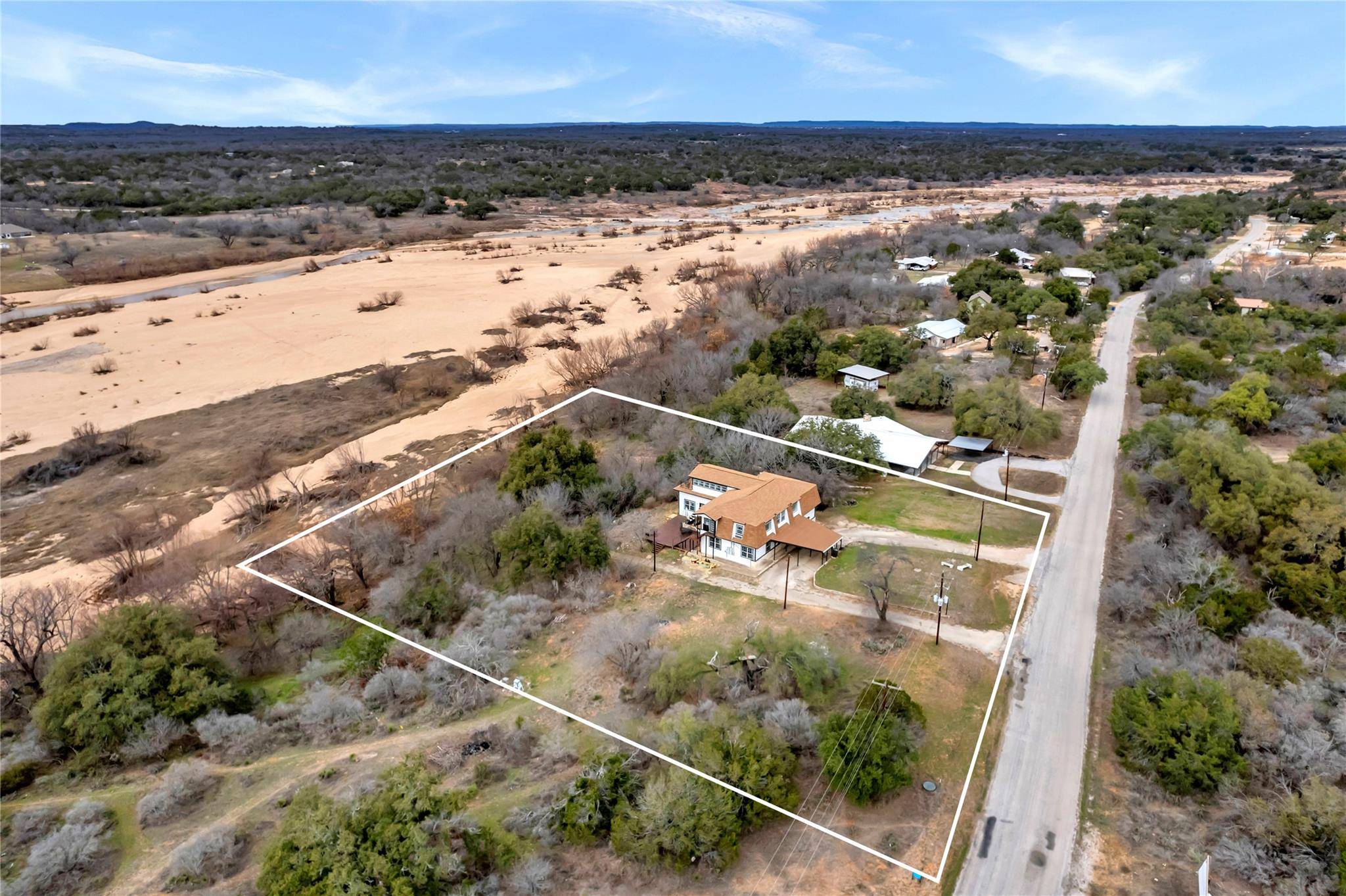 Kingsland, TX 78639,7036 River Oaks DR