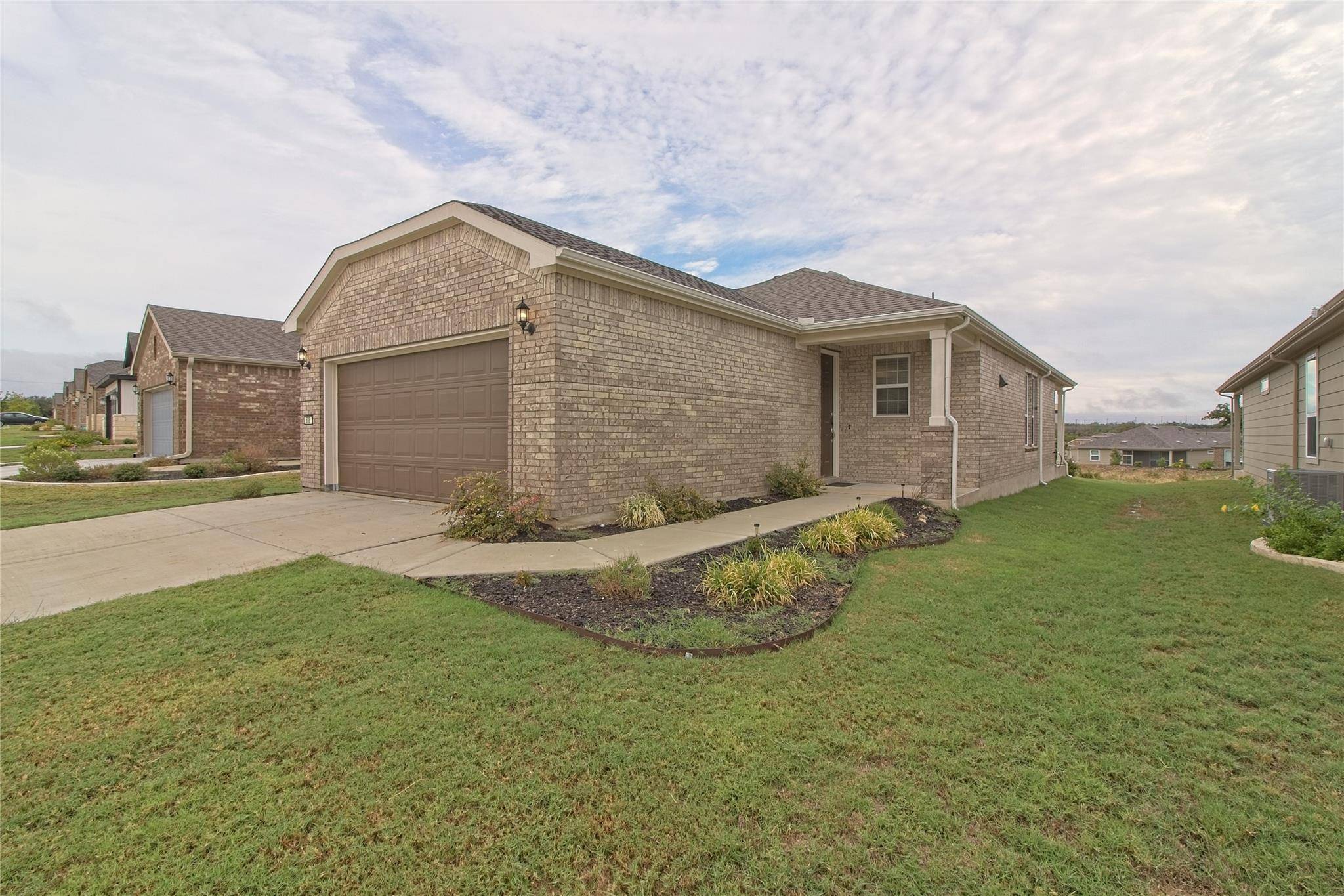 Georgetown, TX 78633,608 Benton LN