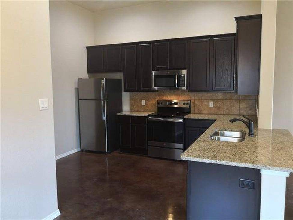 Buda, TX 78610,258 W Joanne LOOP W #A & B