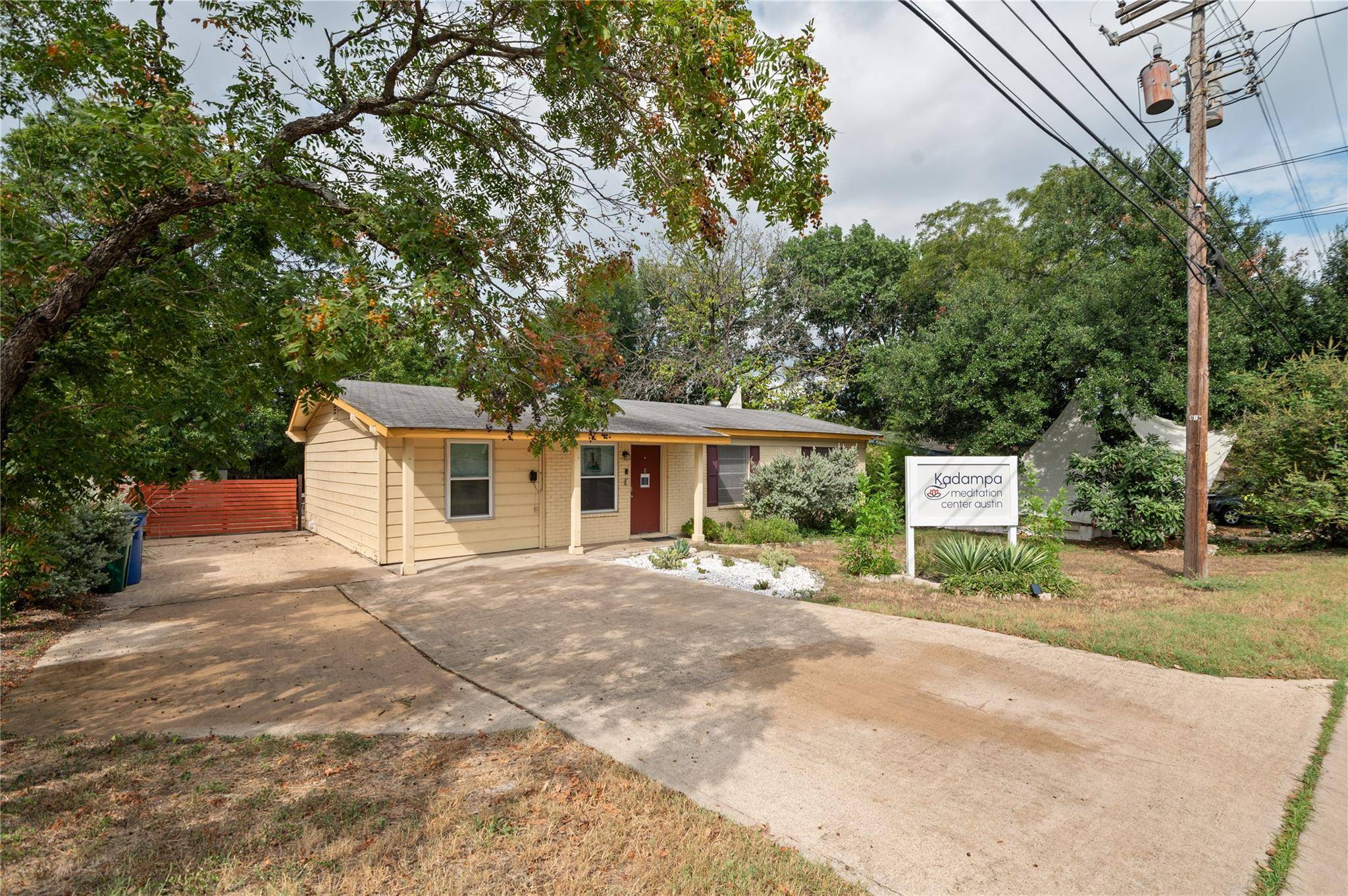 Austin, TX 78745,1918 Bissel LN