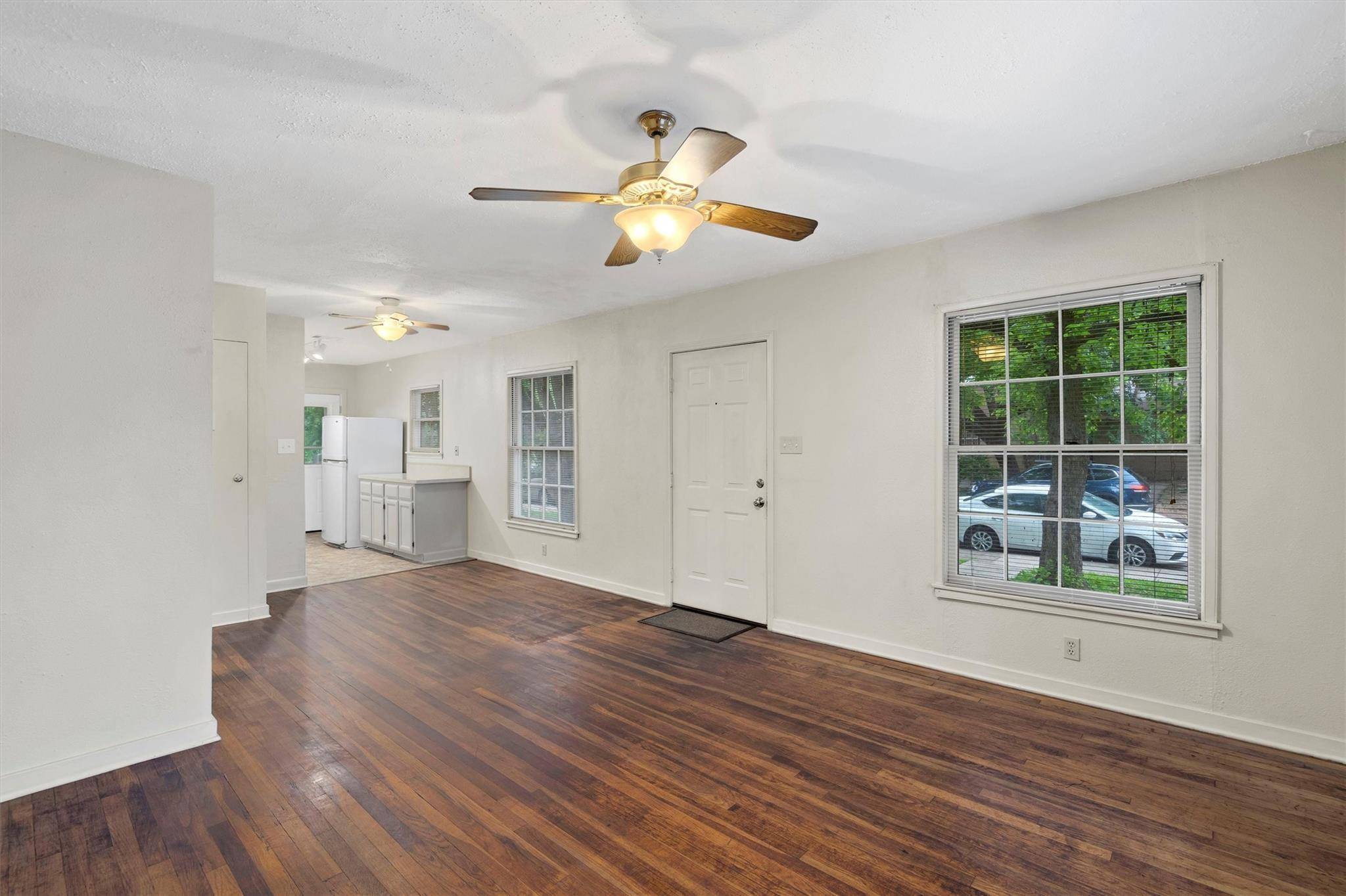 Austin, TX 78757,1511 Alguno RD