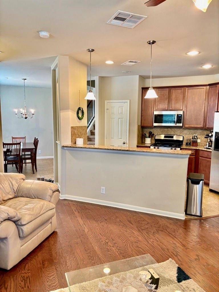 Austin, TX 78748,3101 N Davis LN #6203