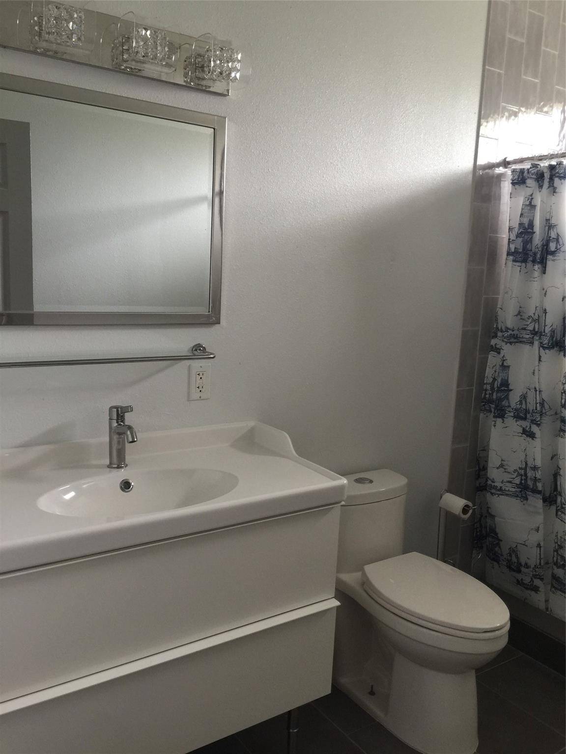 Austin, TX 78751,615 W North Loop BLVD #B4