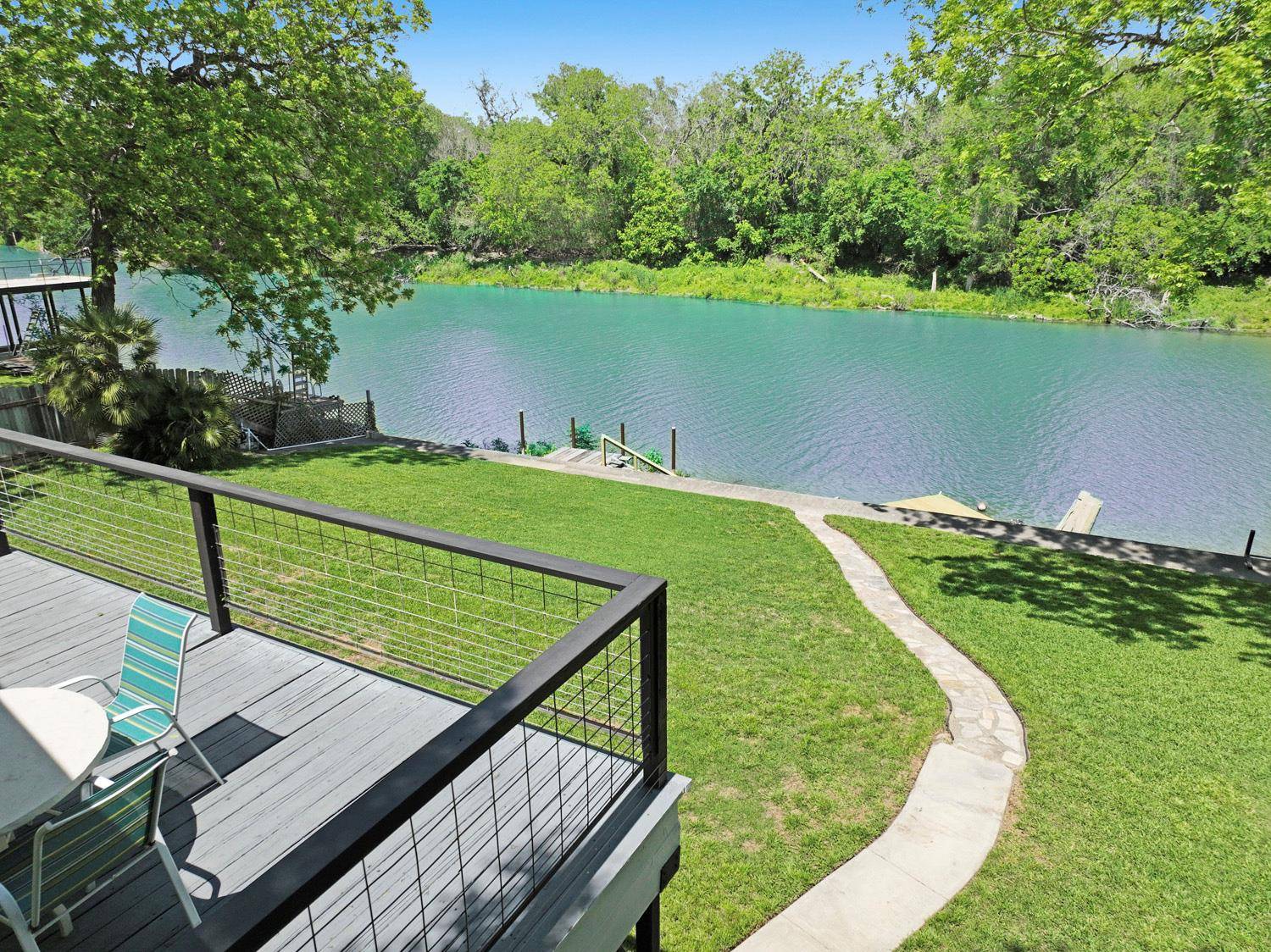Seguin, TX 78155,298 Meadowlake DR