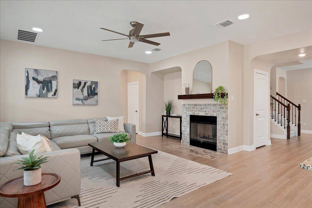 Leander, TX 78641,1209 Plano LN