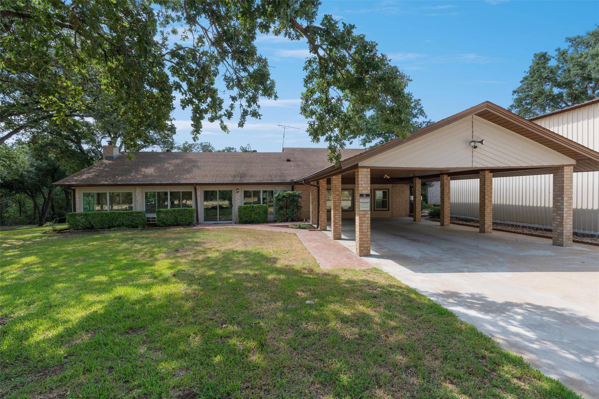 Rockdale, TX 76567,1141 Western Hills RD