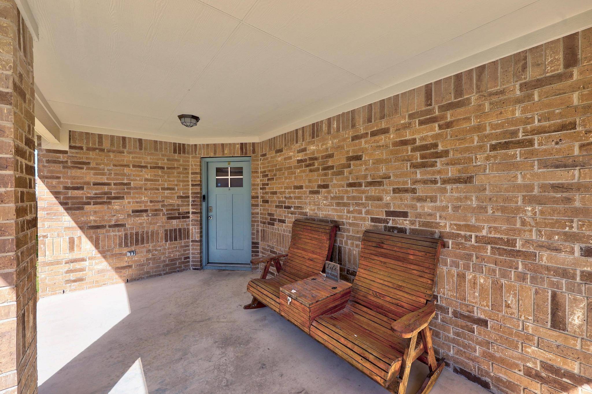 Hutto, TX 78634,113 Rochester LN
