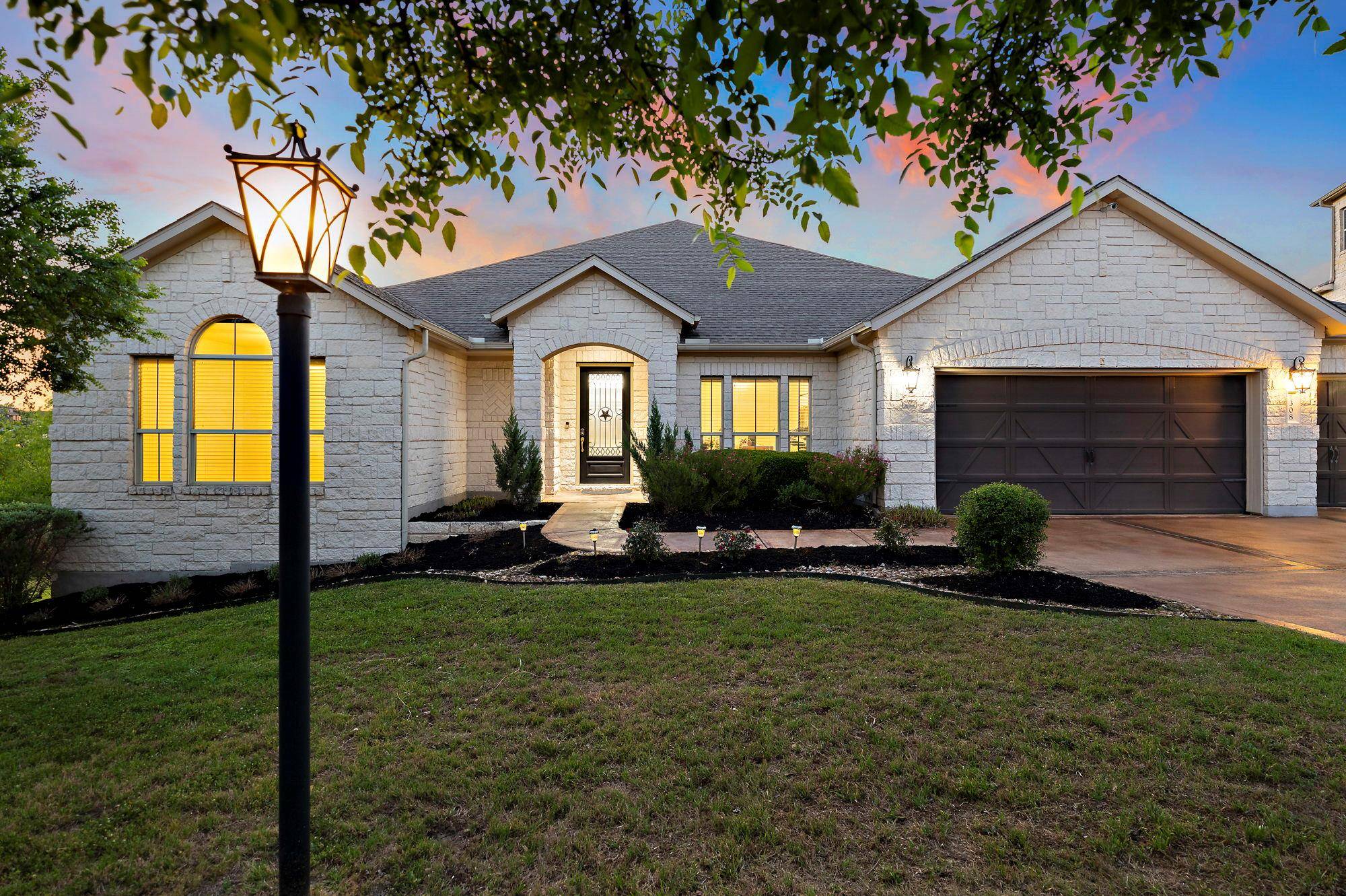 Lakeway, TX 78738,308 Cuore Bianco CV