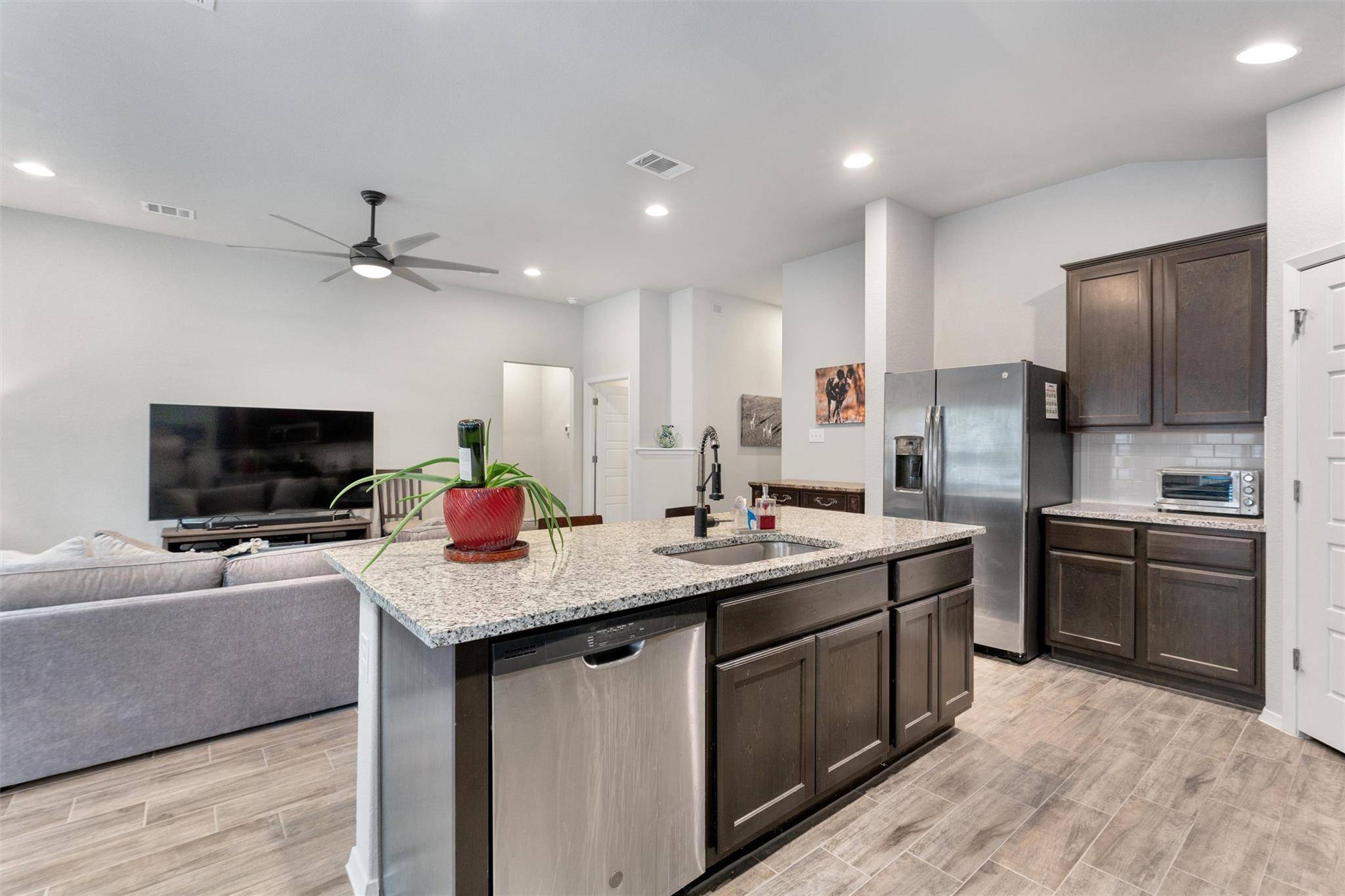 Lago Vista, TX 78645,20602 Falcon