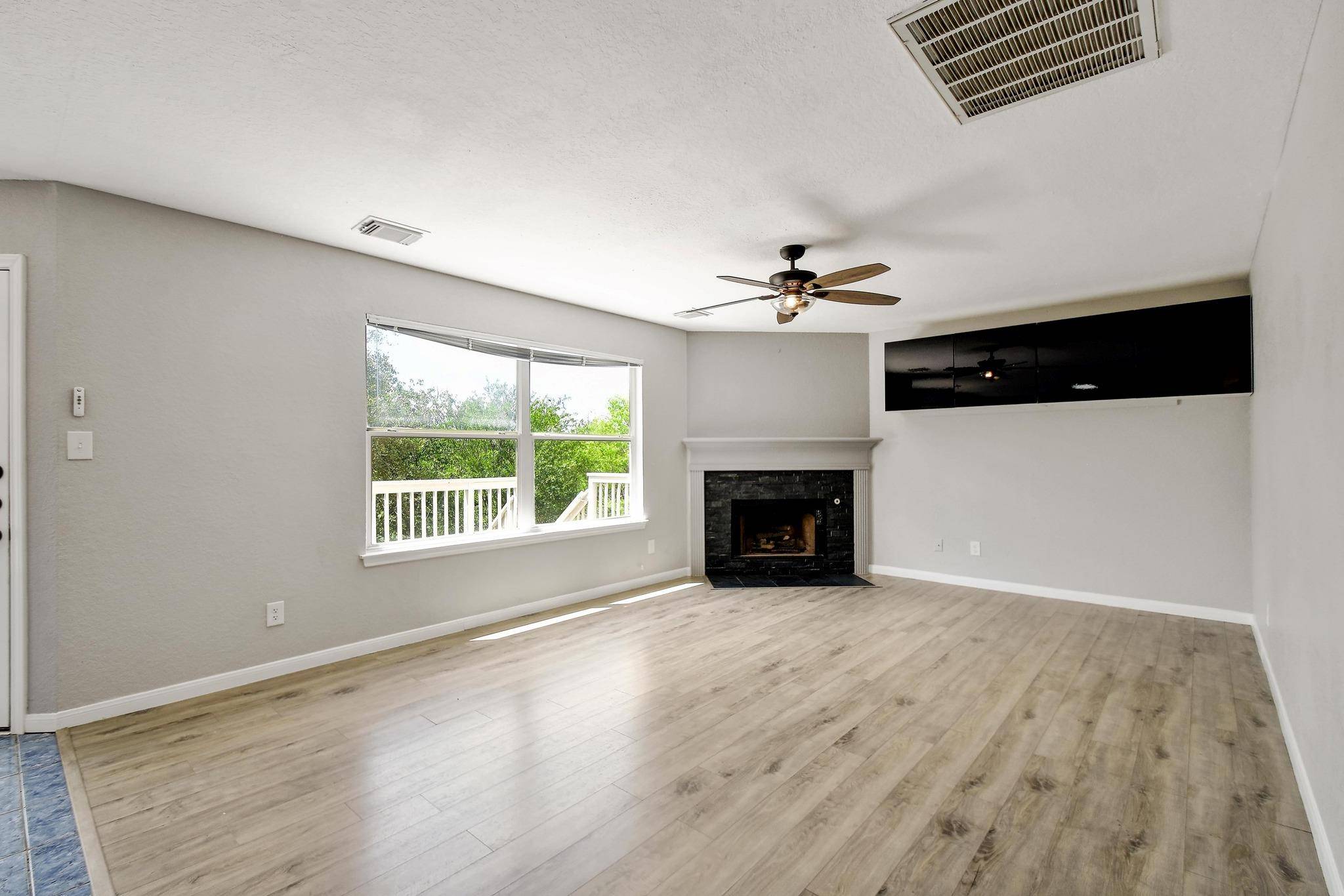 San Antonio, TX 78247,4314 Knollbluff