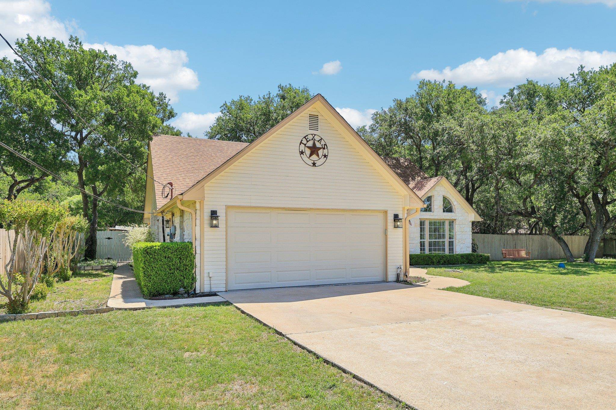 Kyle, TX 78640,404 Homestead RD