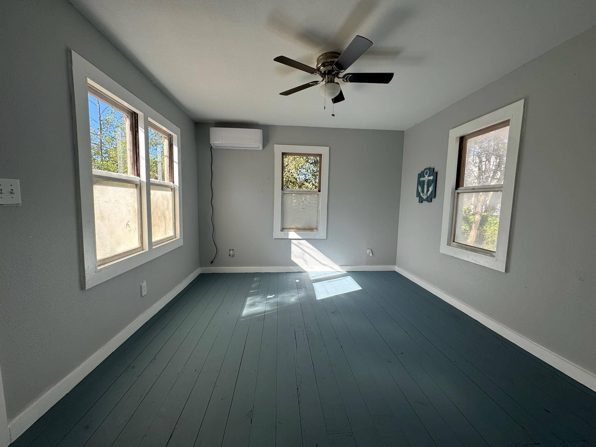 Martindale, TX 78655,511 Main ST