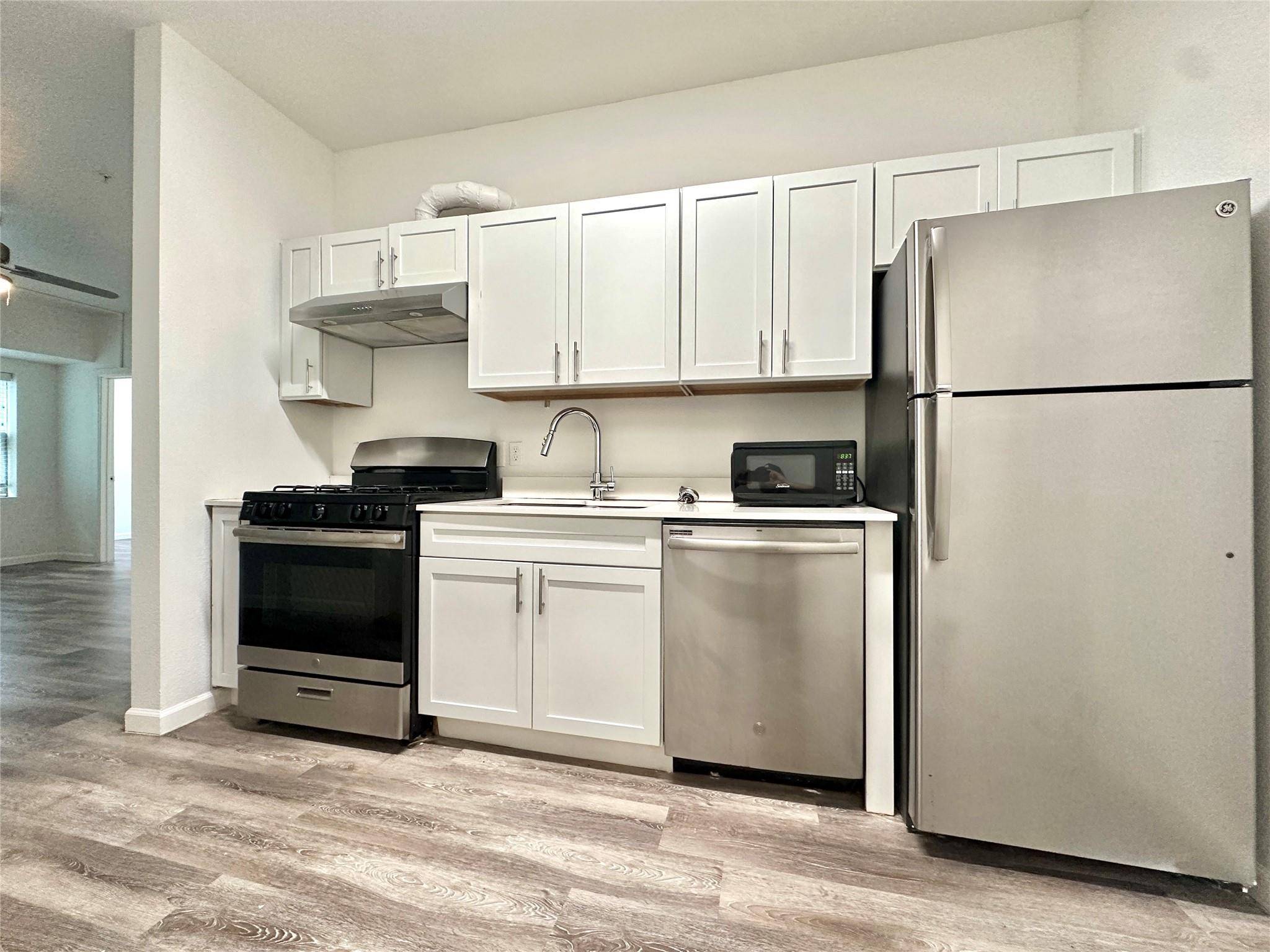 Austin, TX 78705,911 W 22nd ST #205