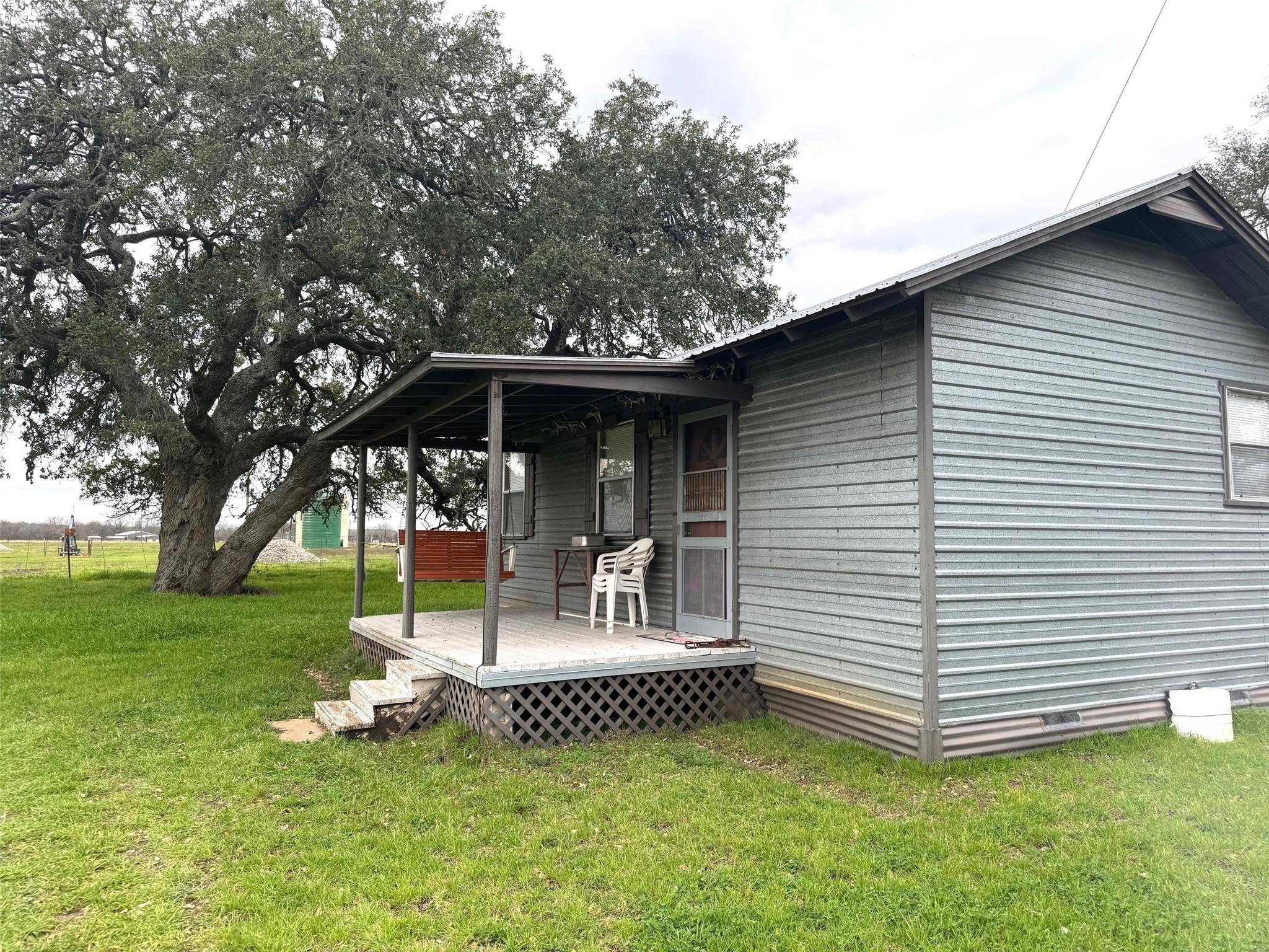 Lockhart, TX 78644,1408 State Park RD
