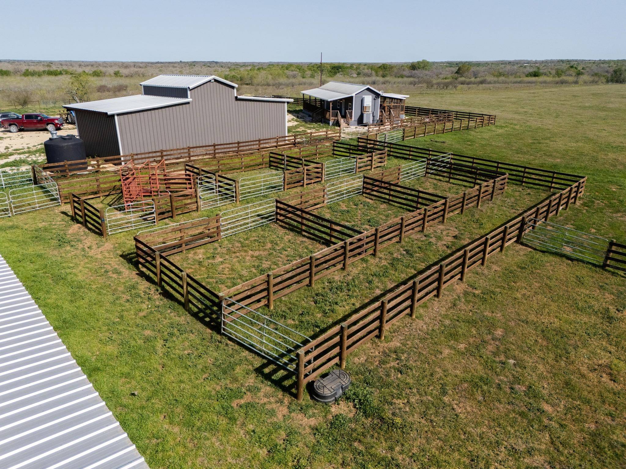 Waelder, TX 78959,62 County Road 448