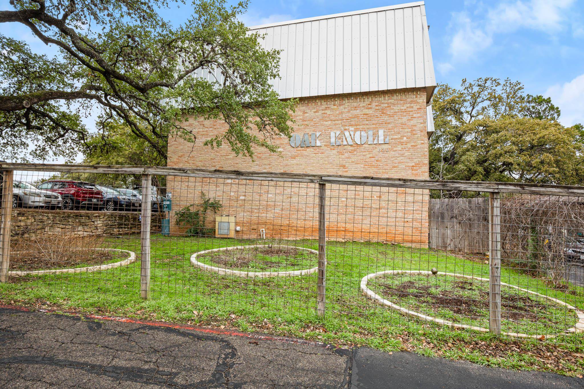 Austin, TX 78704,620 S 1st ST #209