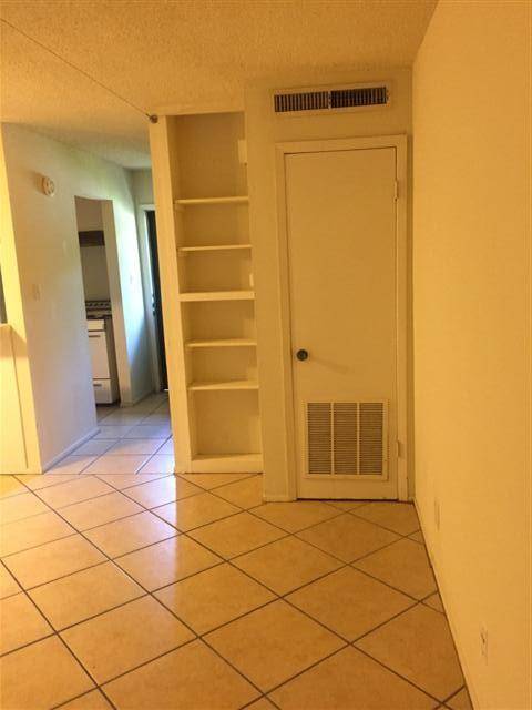 Austin, TX 78705,630 Maiden LN #D