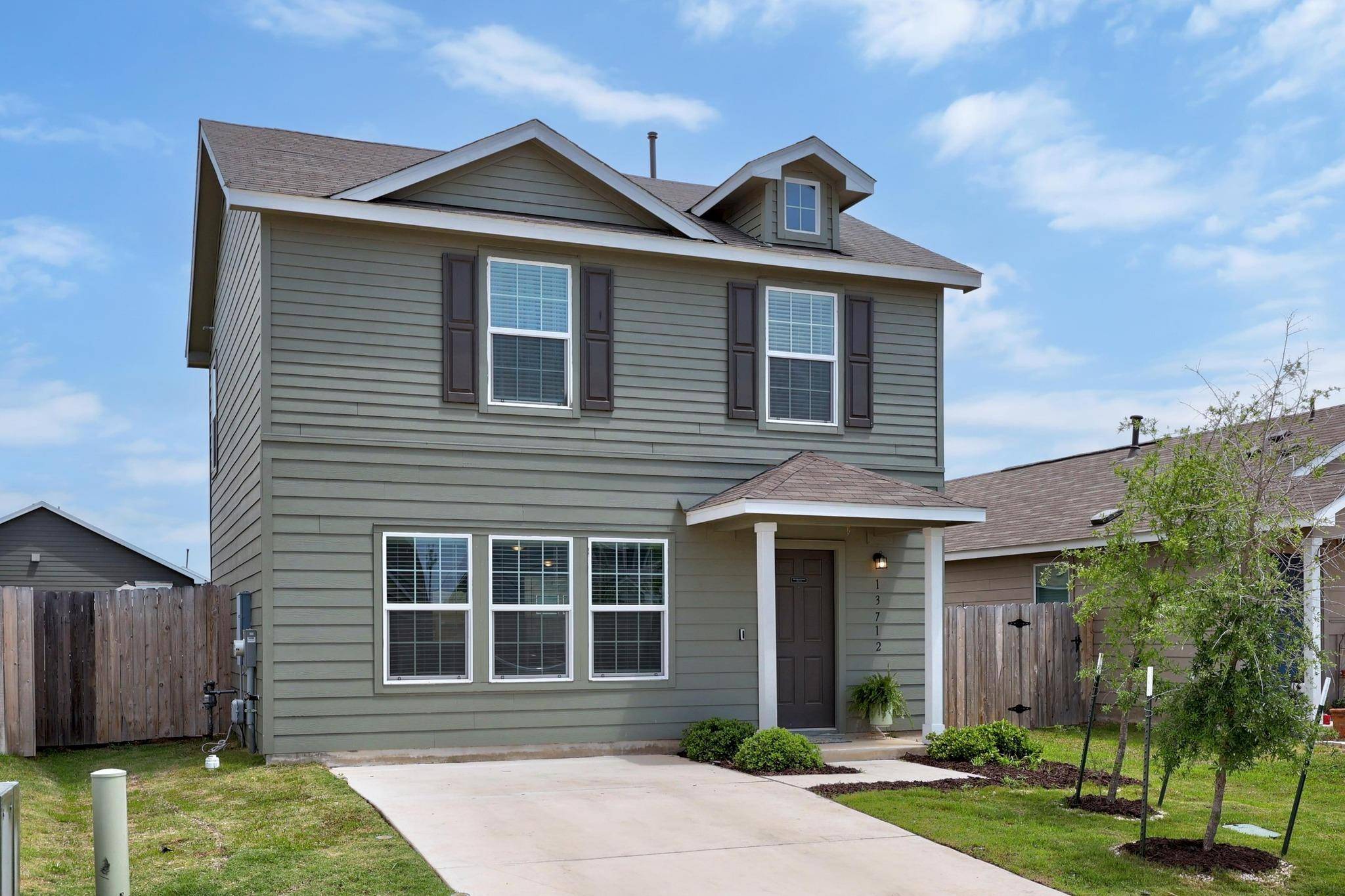 Elgin, TX 78621,13712 Knights Branch DR