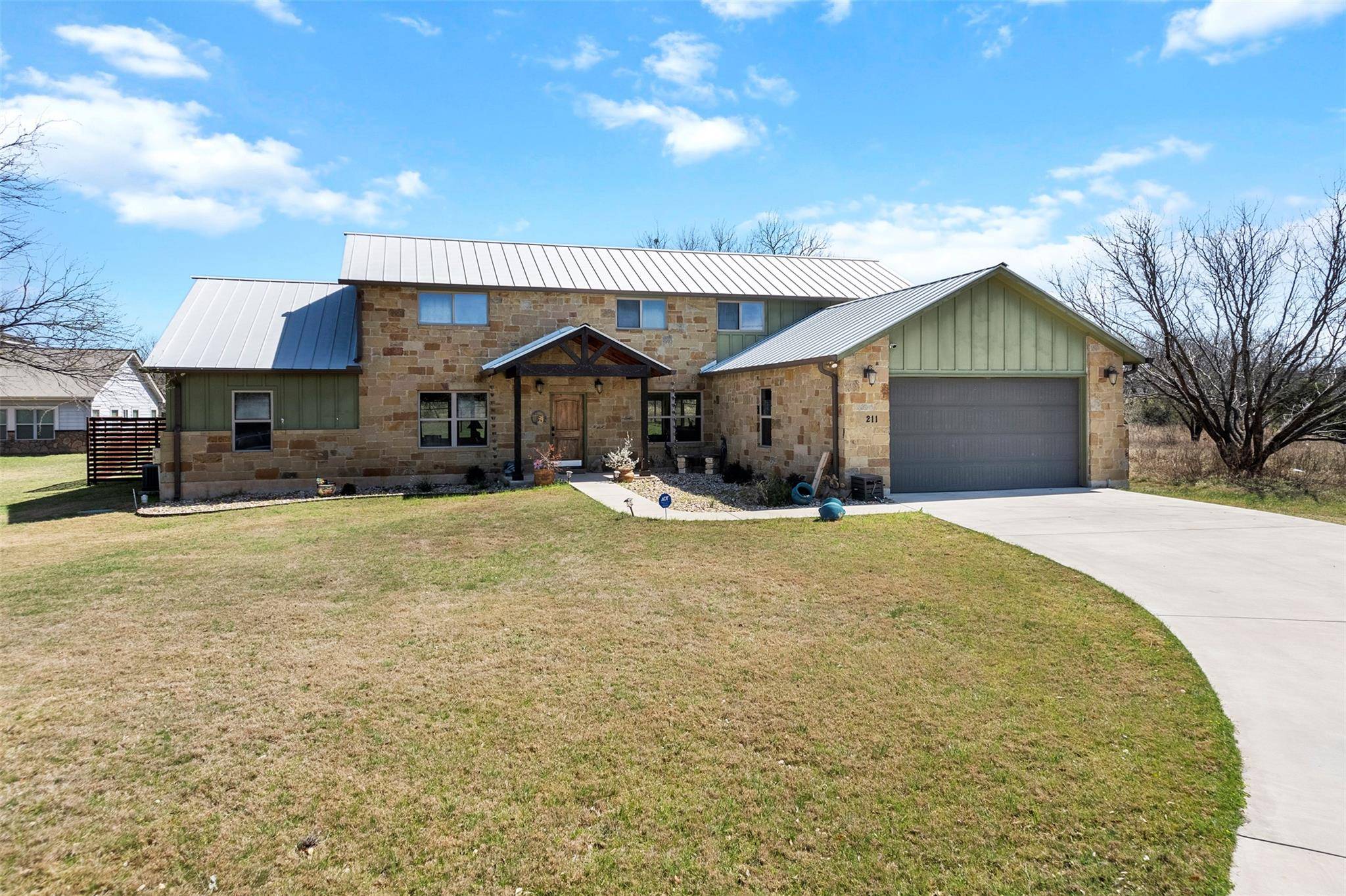 Kingsland, TX 78639,211 Sleepy Oaks DR