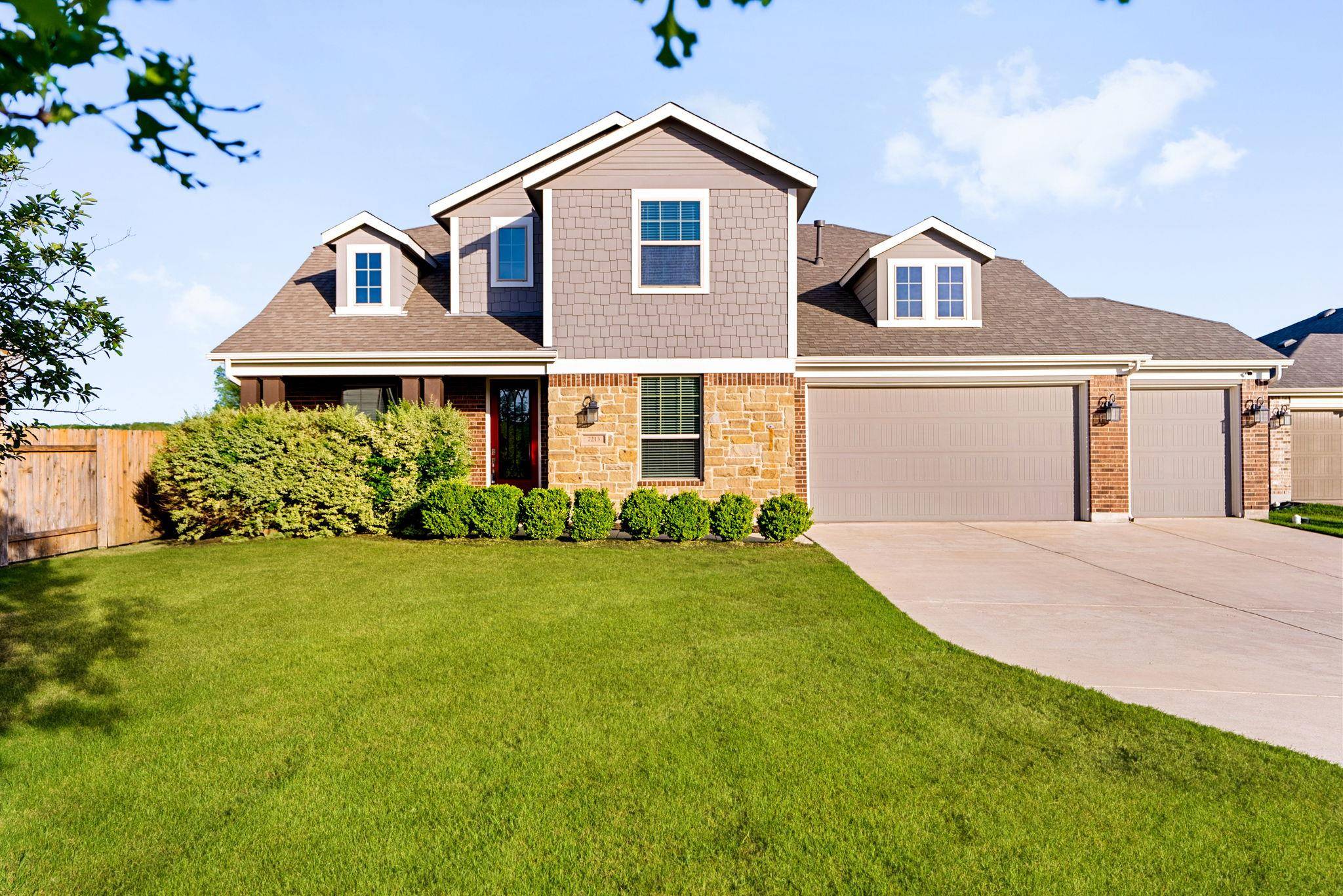 Austin, TX 78744,7213 Auburn Blaze LN