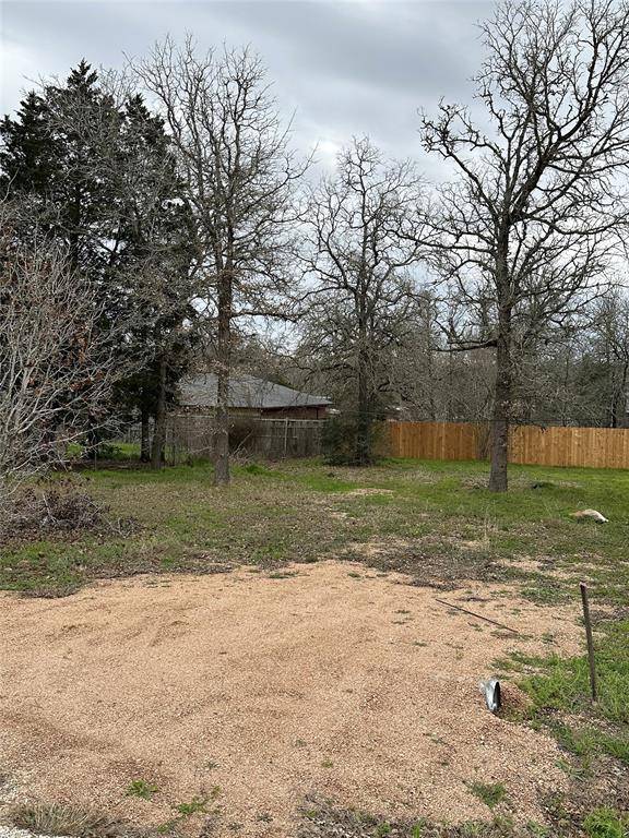 Smithville, TX 78957,000 Chickasaw