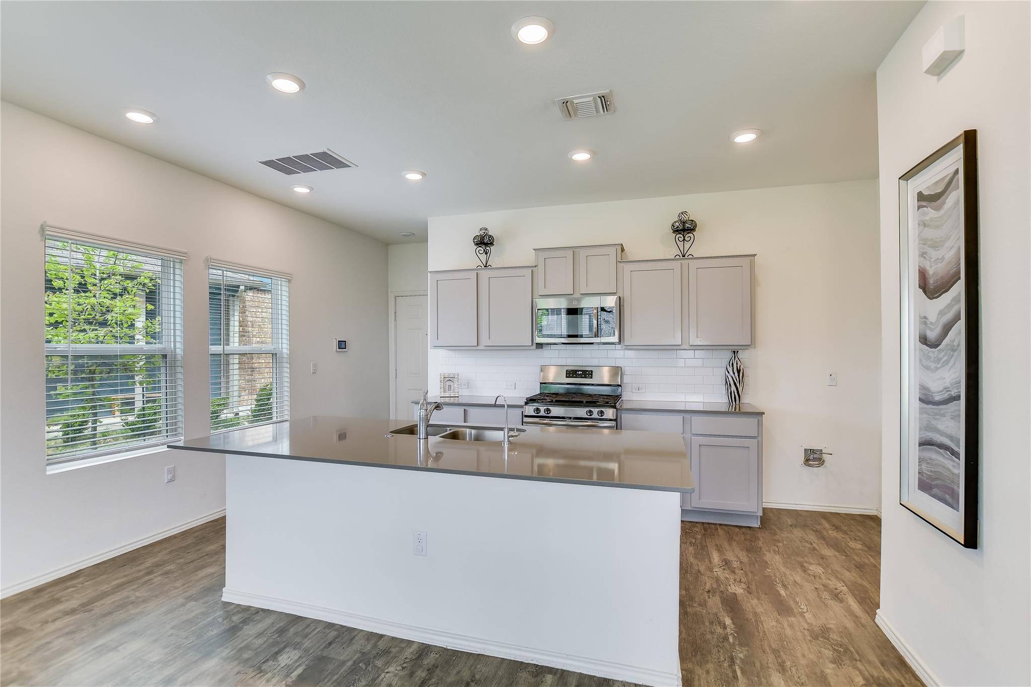 Del Valle, TX 78617,15205 Spruce Frost CV #B